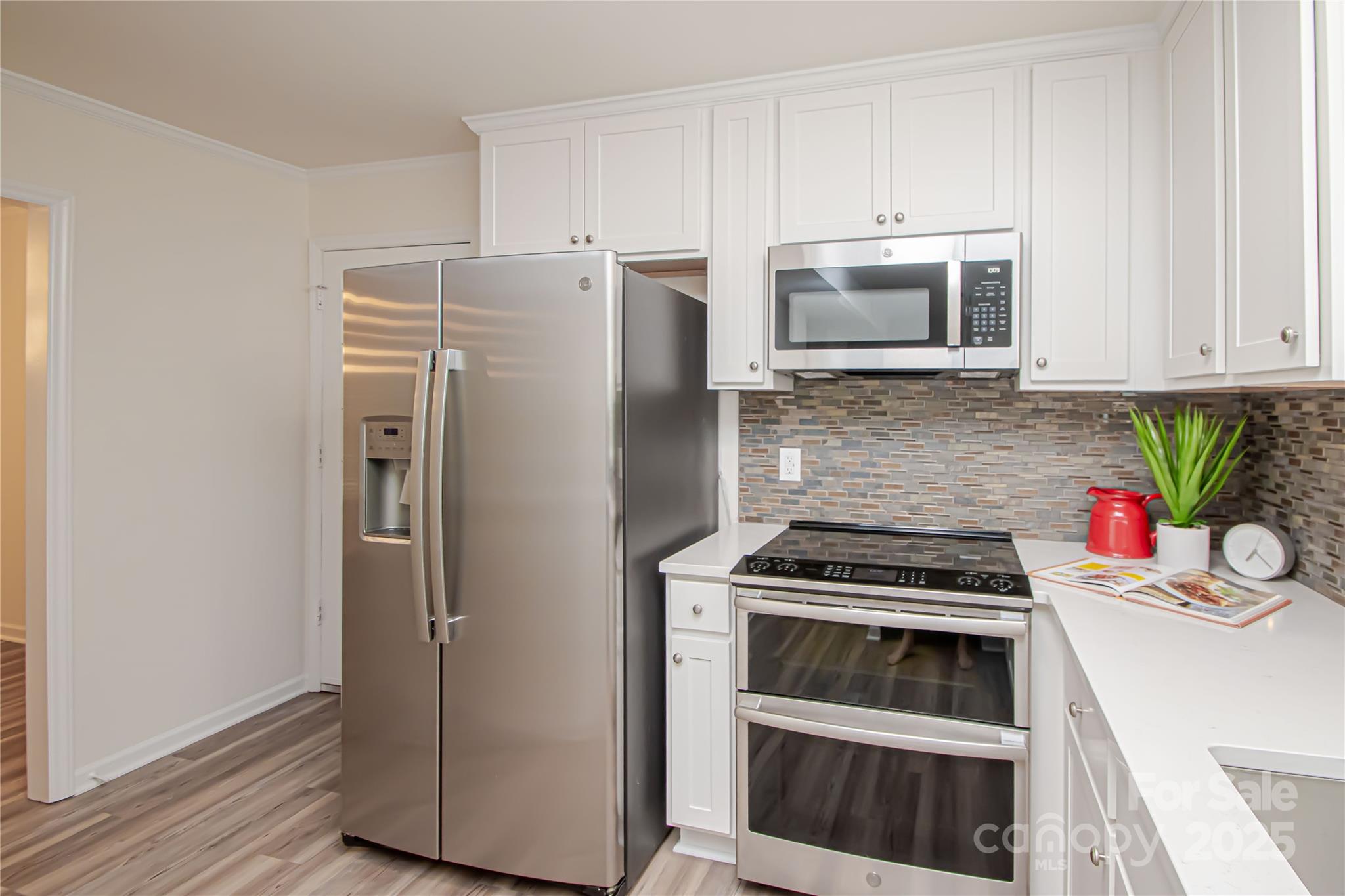 7111 Sythe Court Property Photo 18