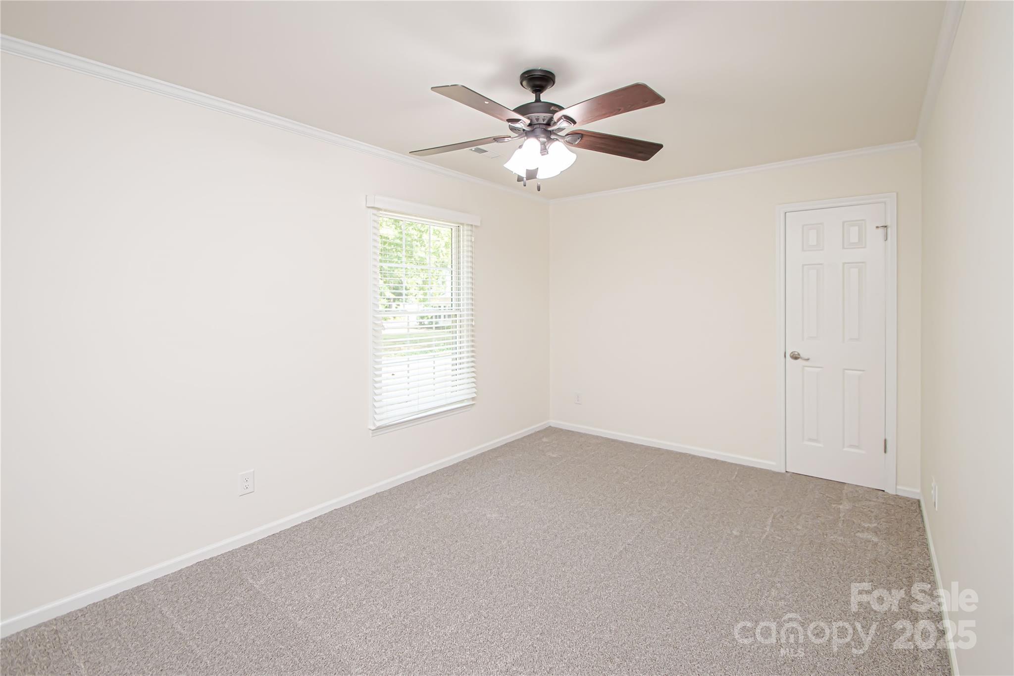 7111 Sythe Court Property Photo 31