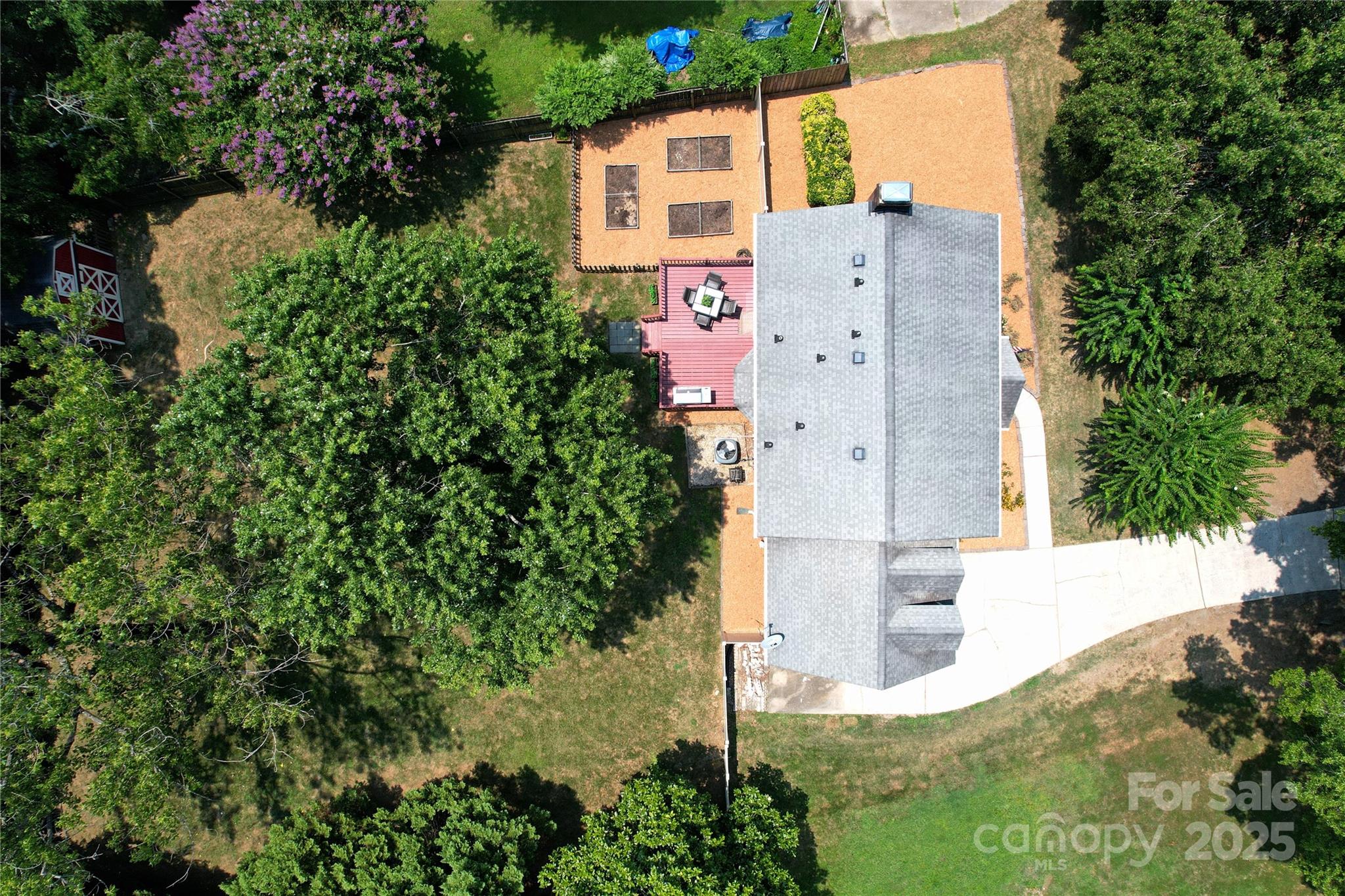 7111 Sythe Court Property Photo 43