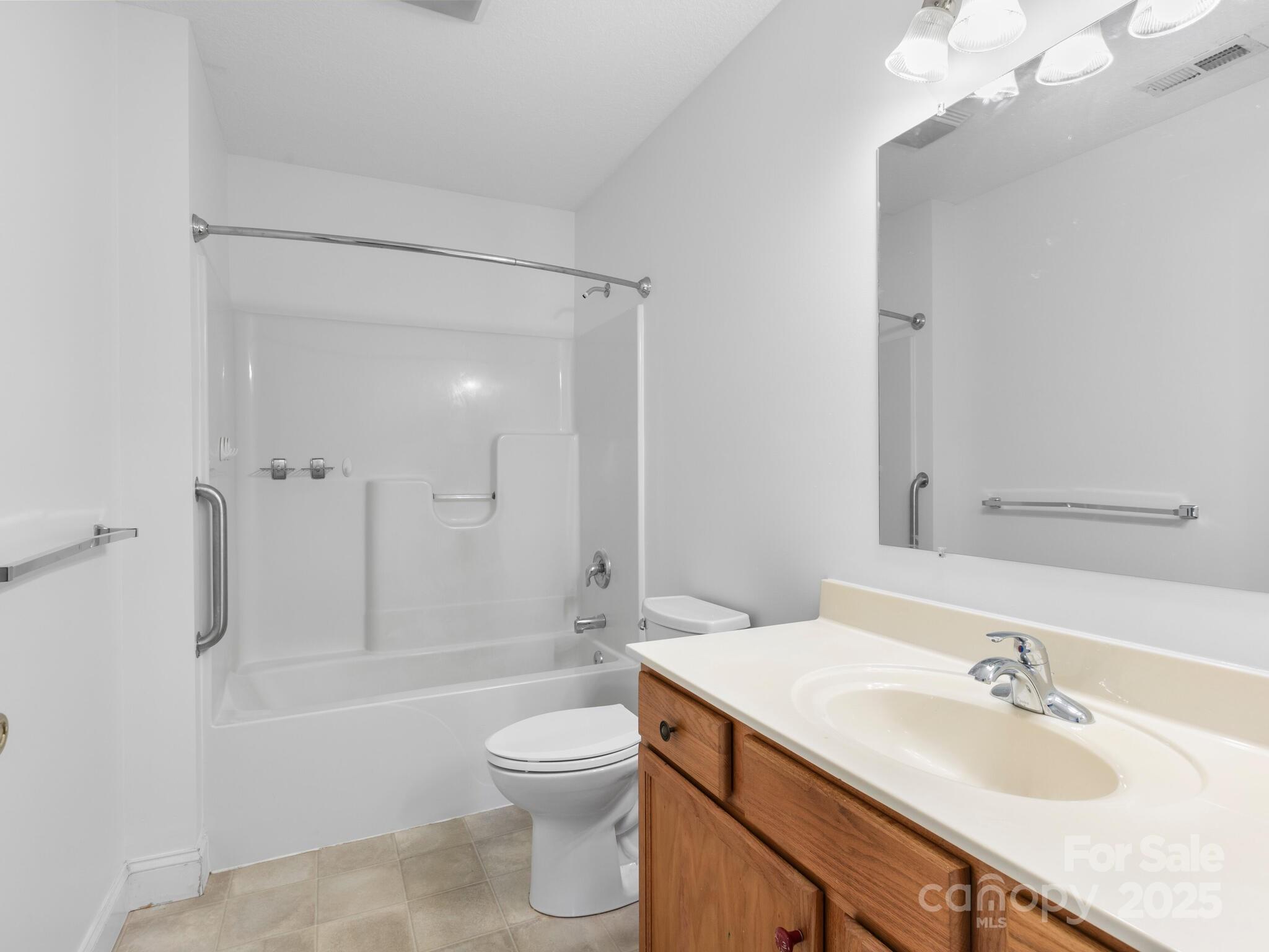 835 3rd Avenue Property Photo 27