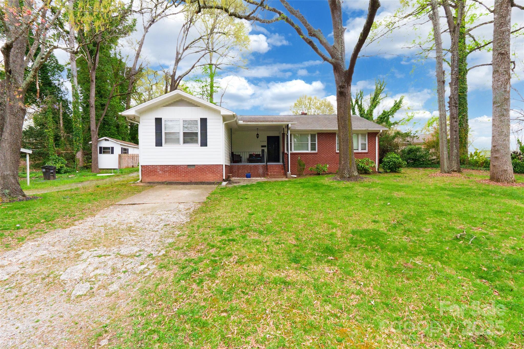 1400 Fern Forest Drive Property Photo