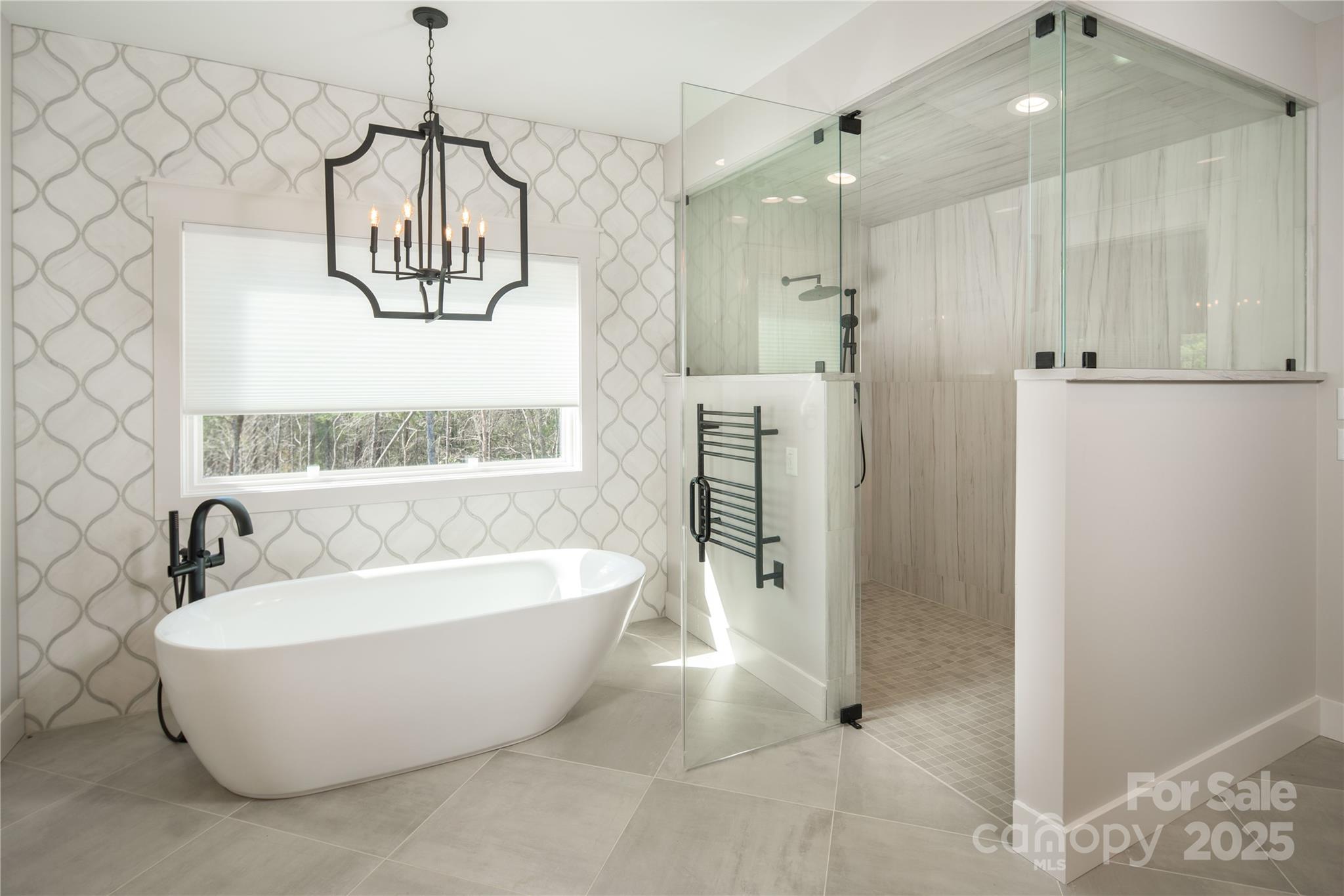 1555 Royal Lane Property Photo 17