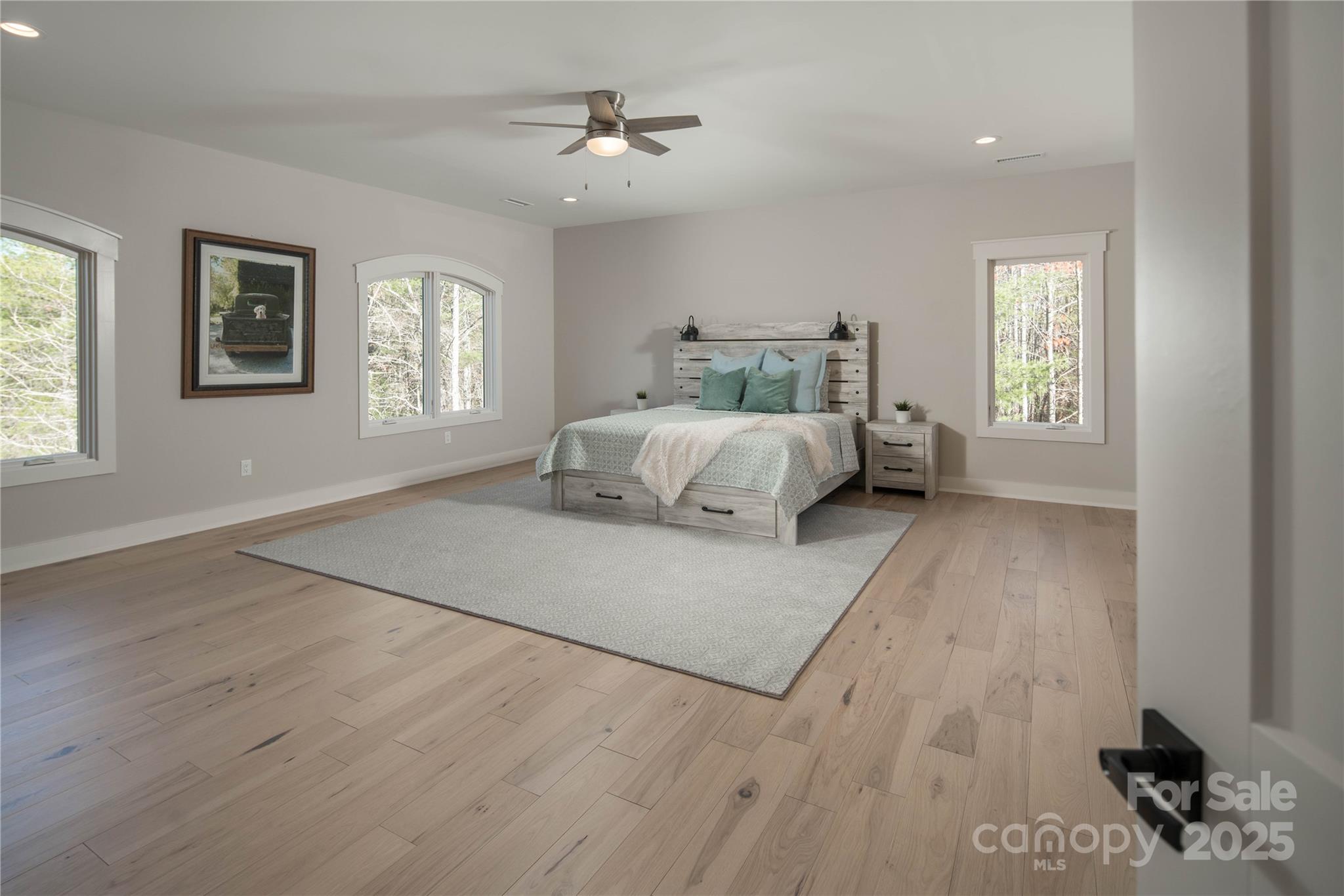 1555 Royal Lane Property Photo 26