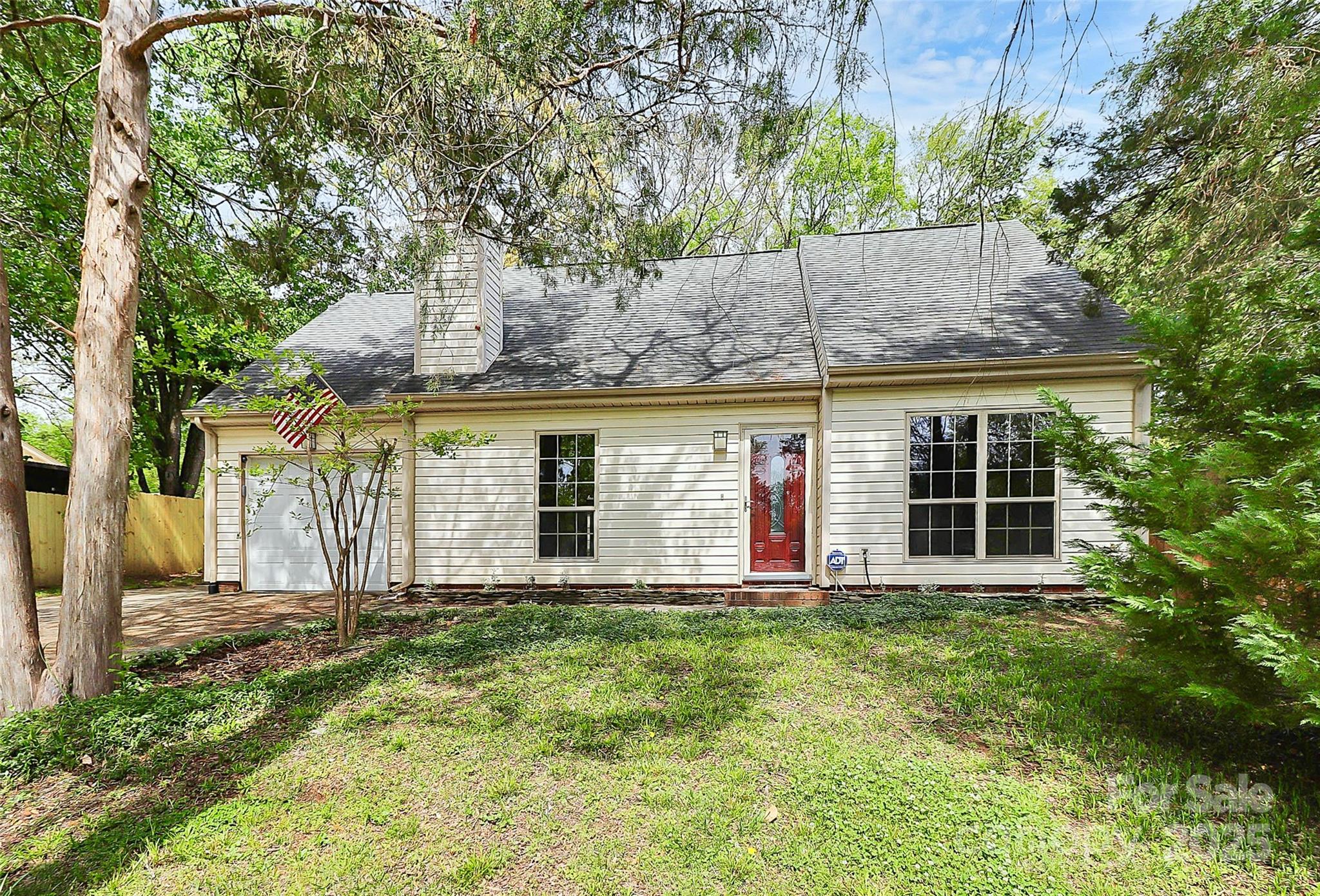 10432 Camelback Circle Property Photo