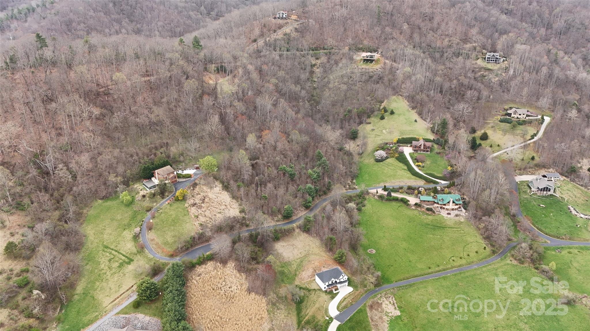 380 Serenity Mountain Lane Property Photo 2
