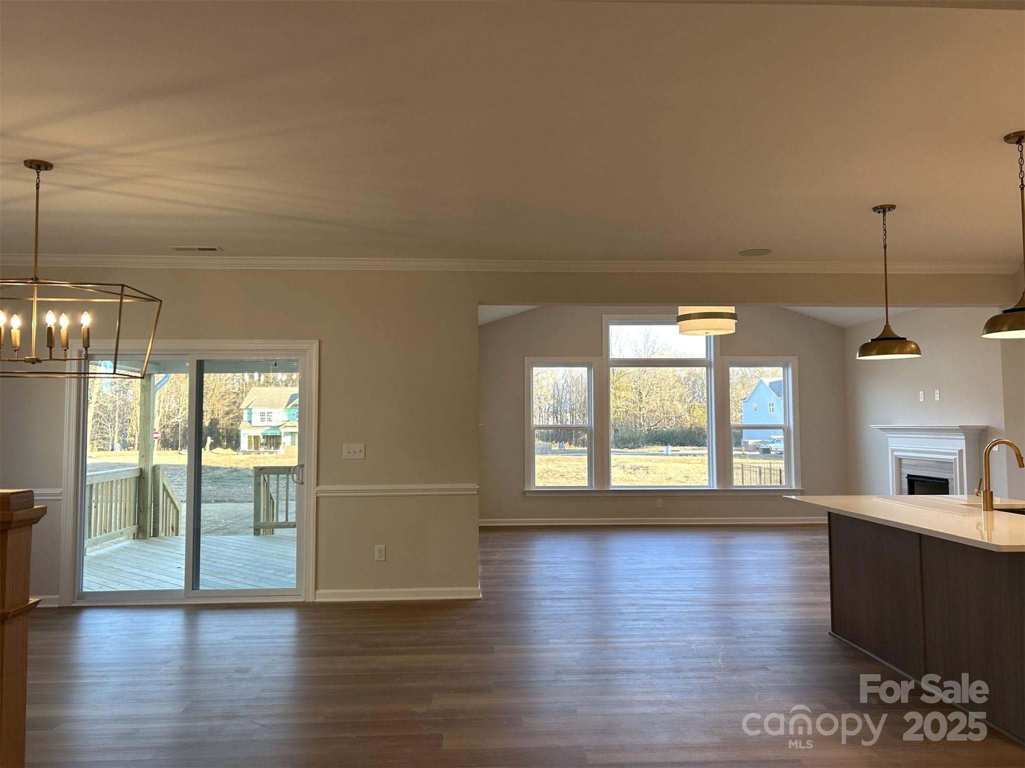 4812 Glen Stripe Drive Cal0035 Property Photo 13