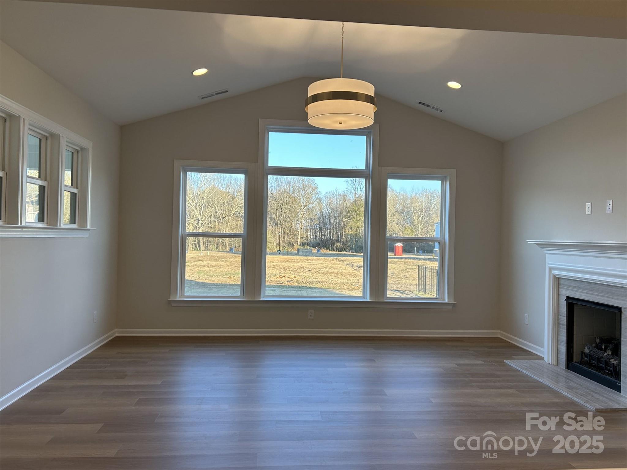 4812 Glen Stripe Drive Cal0035 Property Photo 17