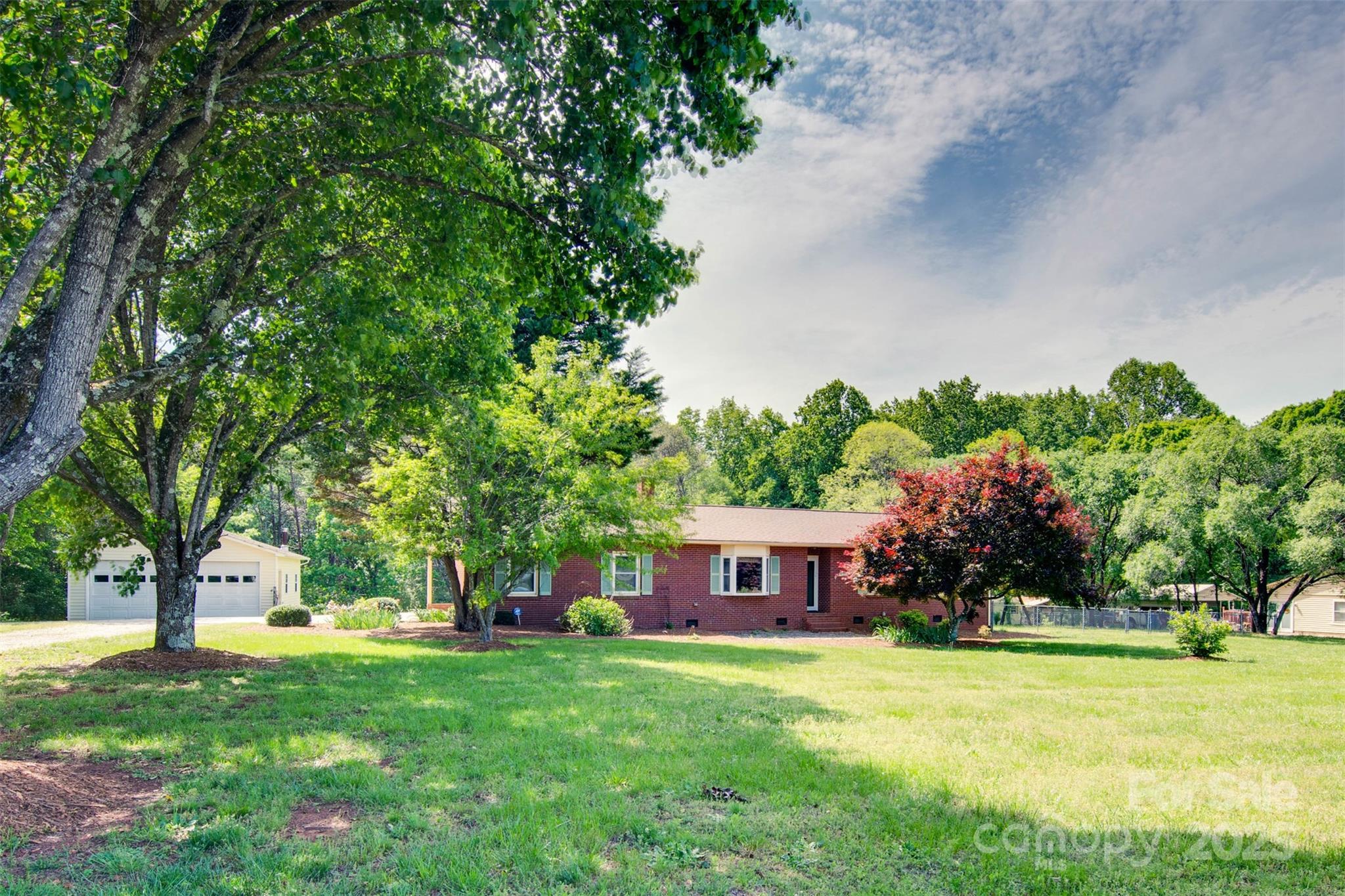 904 Sunbeam Drive Property Photo