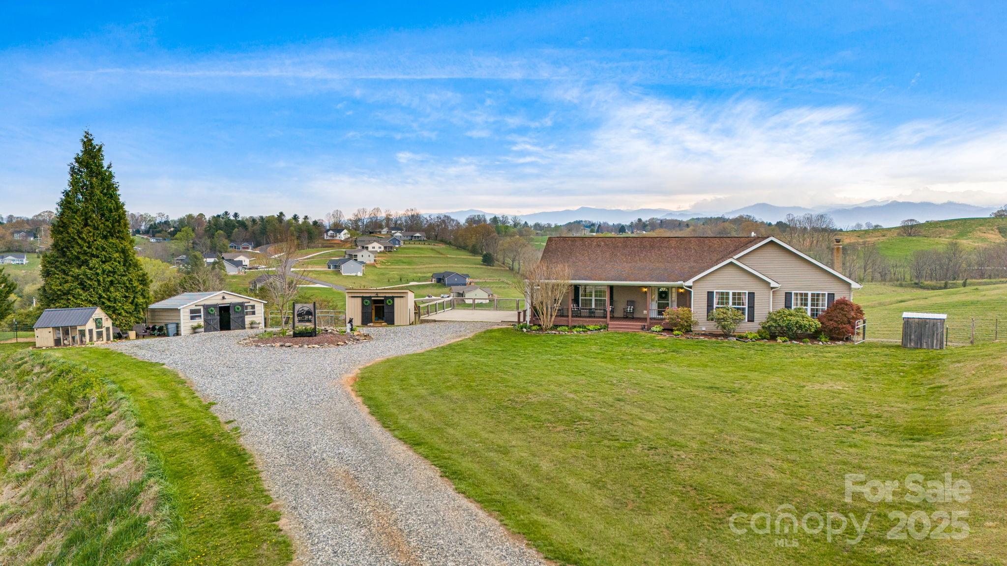 139 Grassy Fields Drive Property Photo