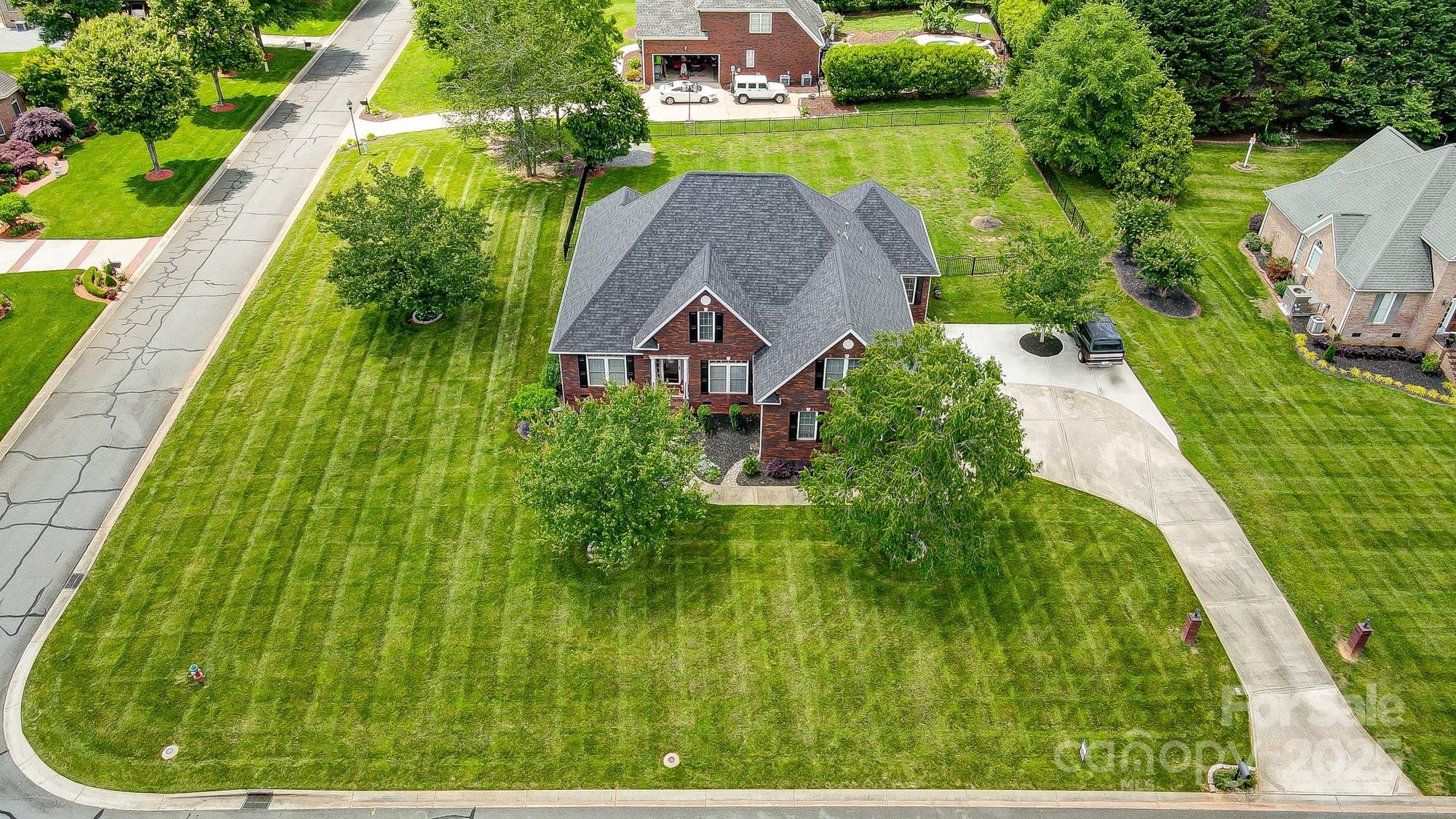 3011 Patrick Place Circle Property Photo