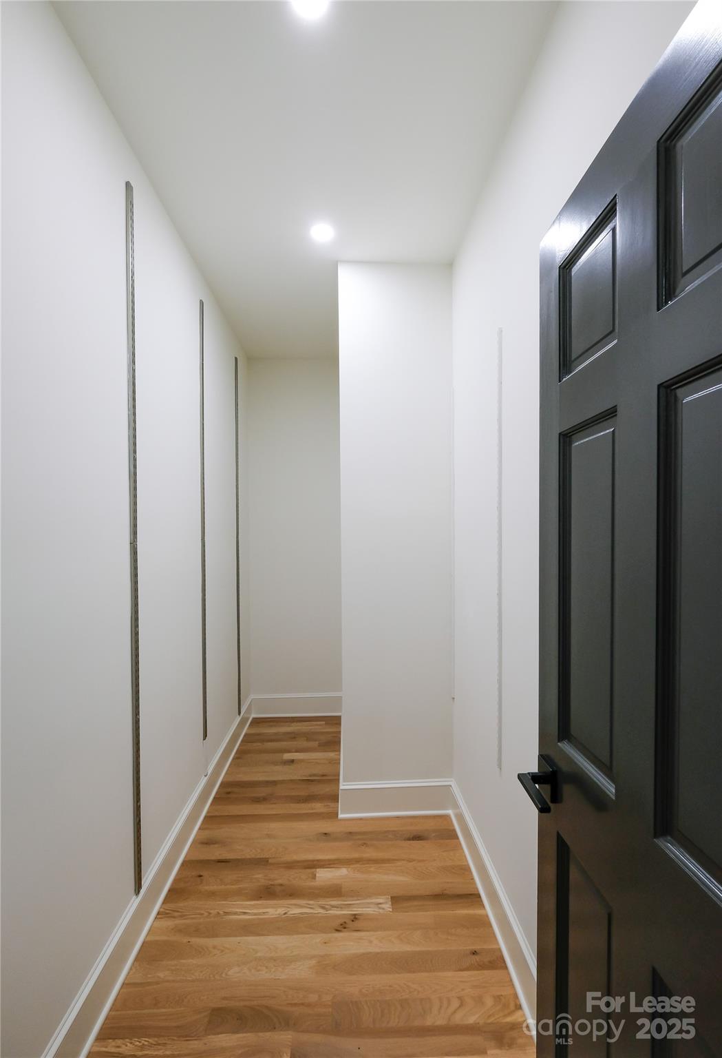 1805 East Boulevard 200 Property Photo 17