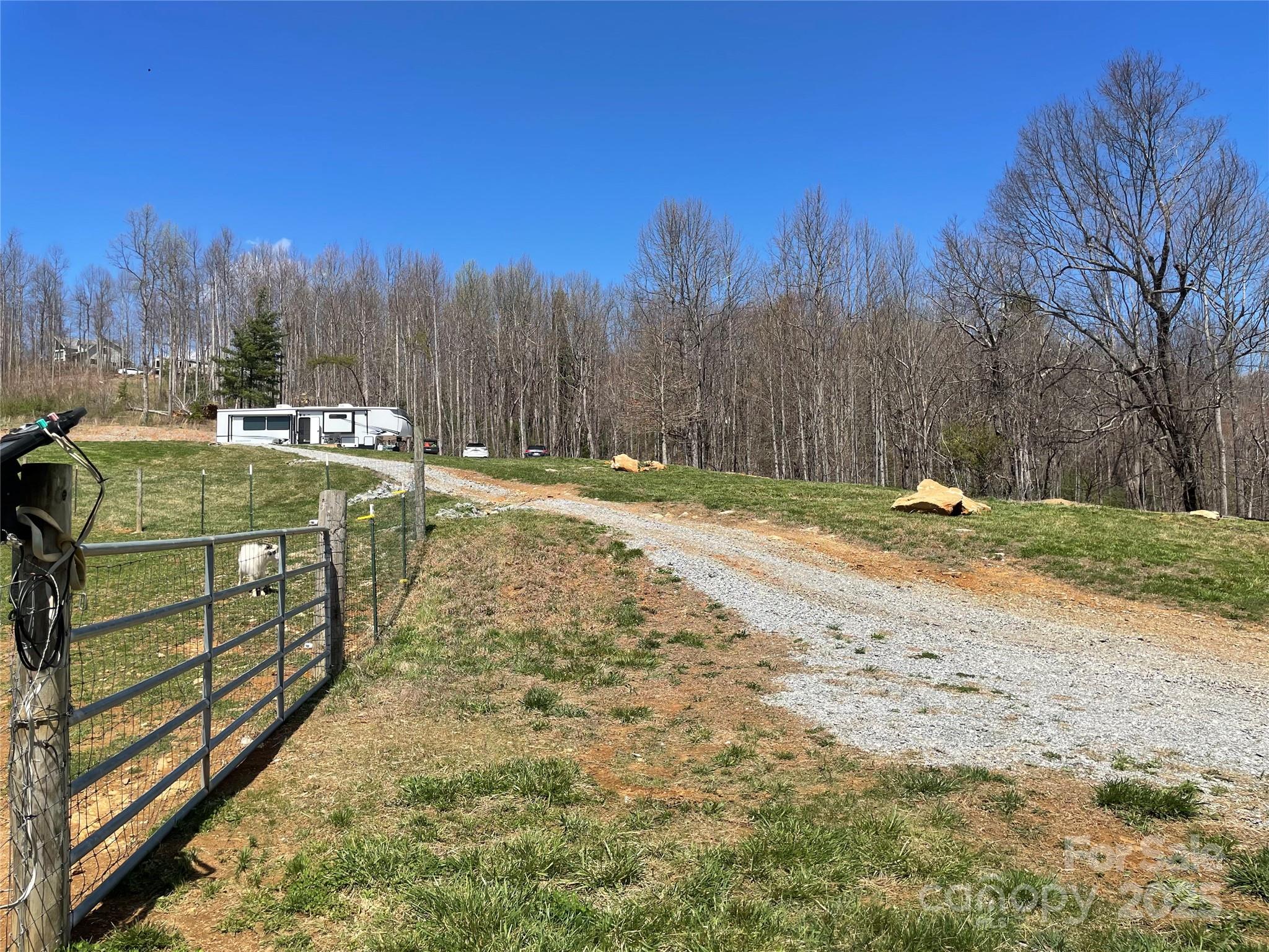 108 Blessed Valley Drive Property Photo 21