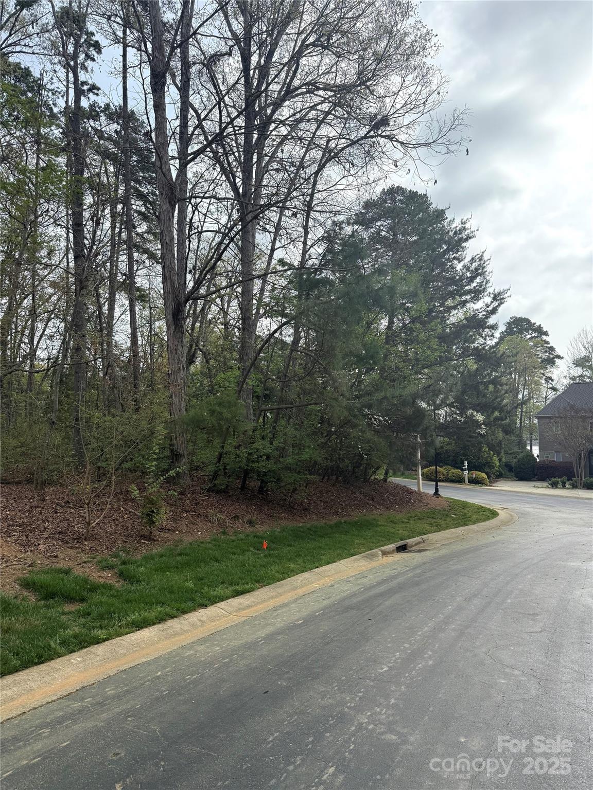 102 Archer Glen 27 Property Photo 3