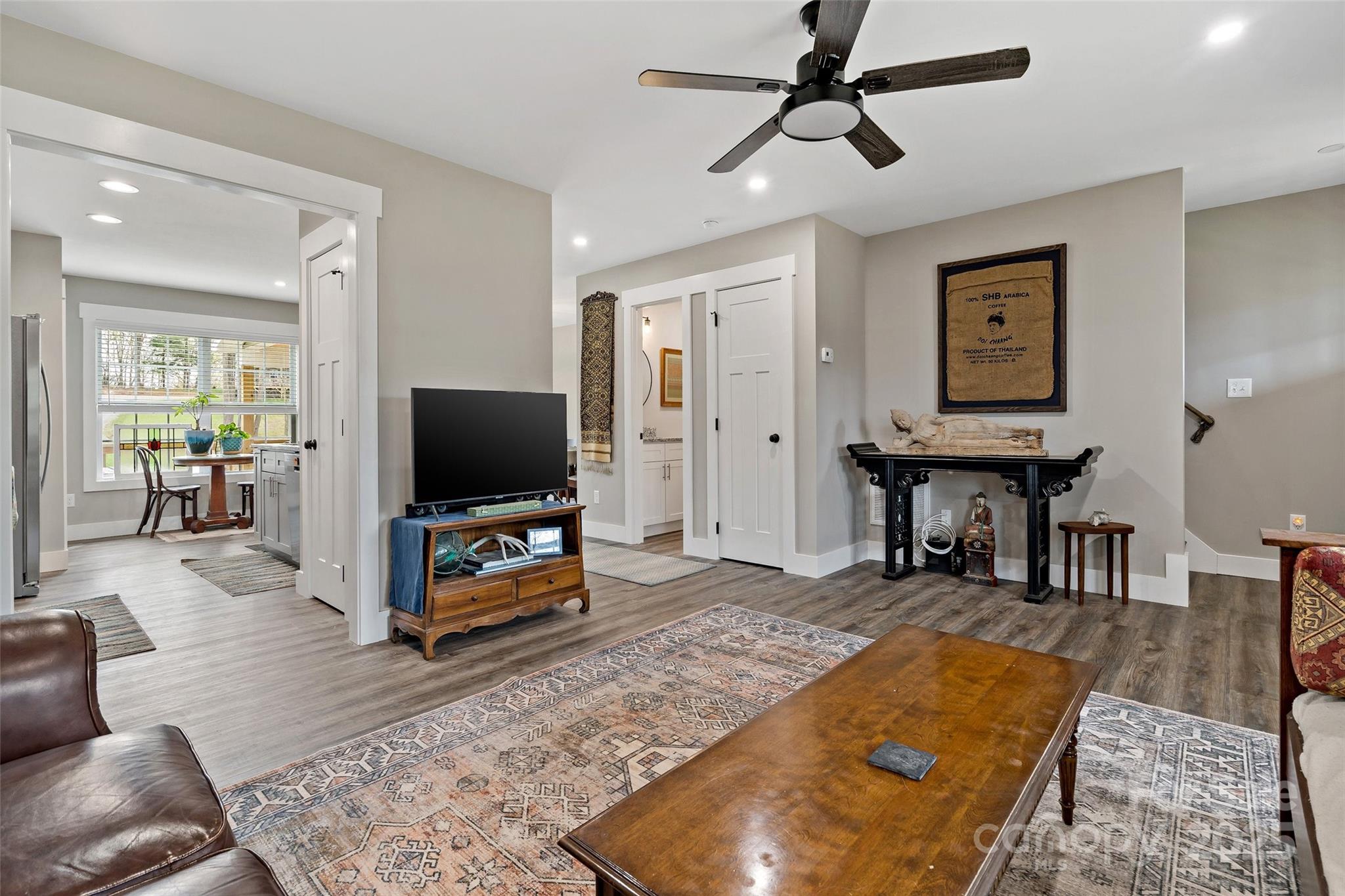 28 Whittier Drive 3a Property Photo 11