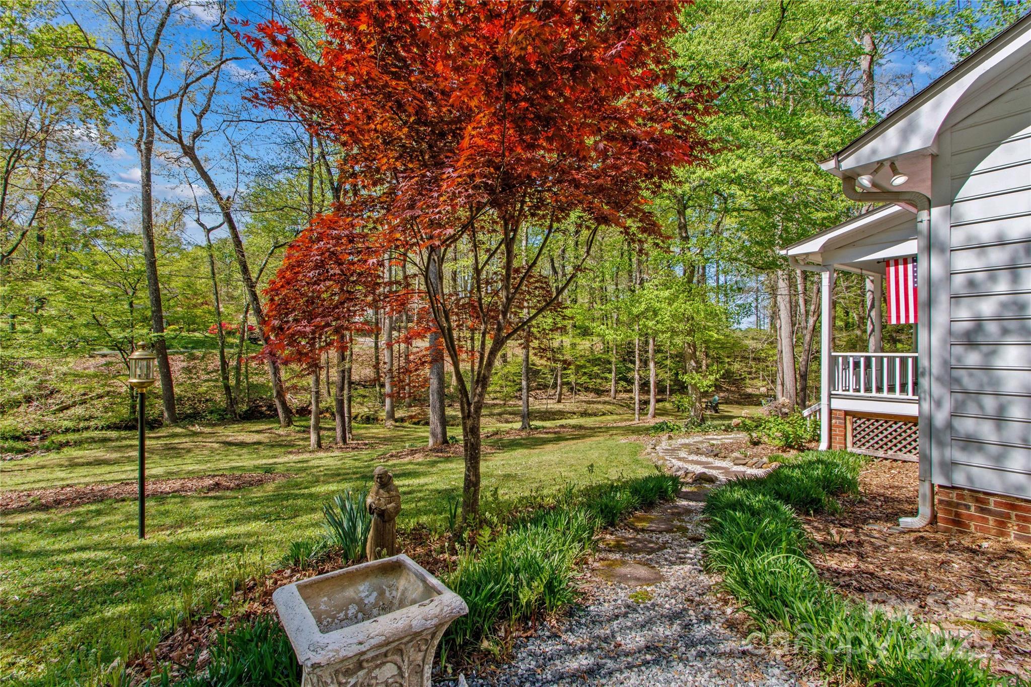927 Smith Road Property Photo 44