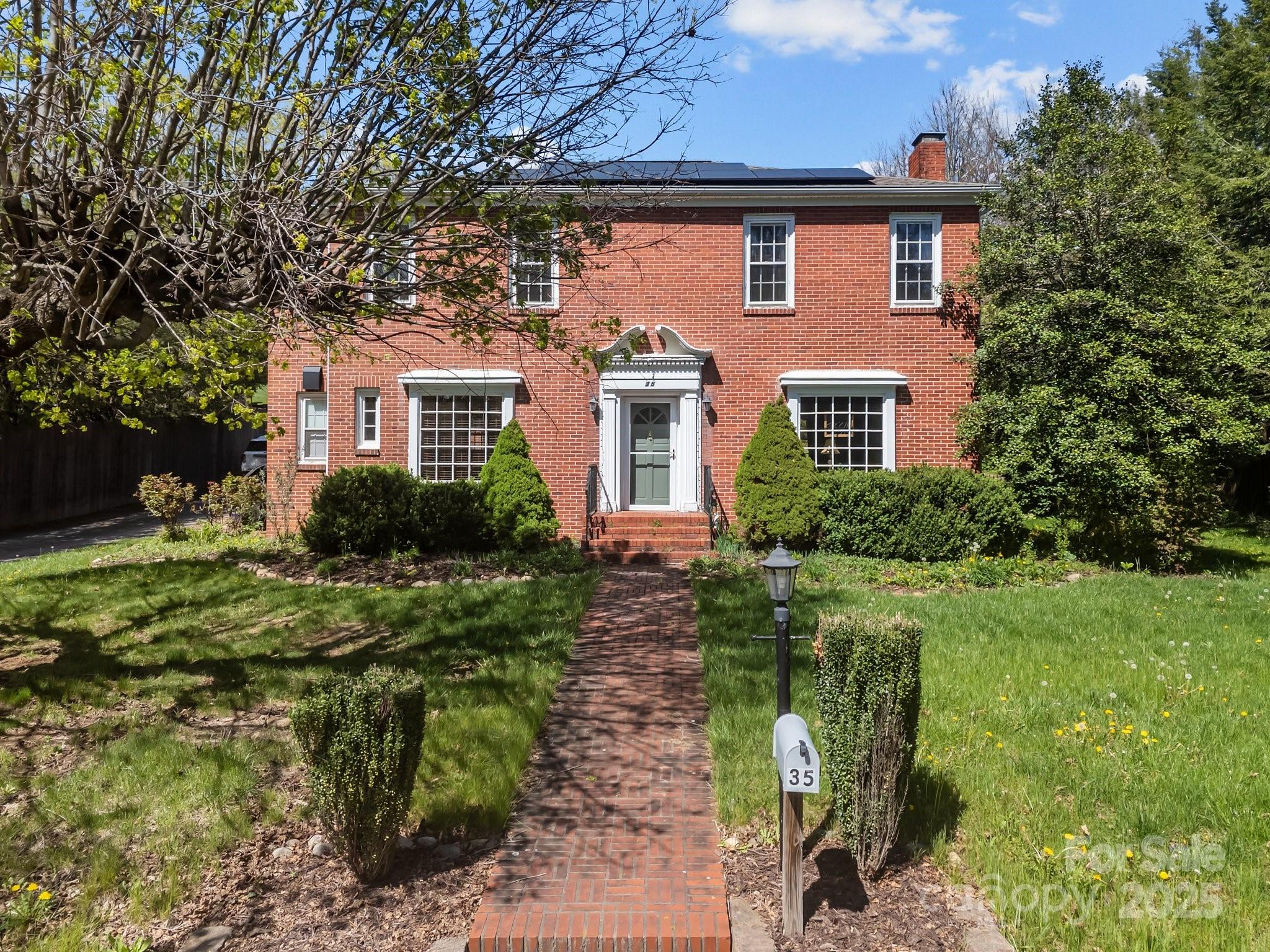 35 Johnson Street Property Photo