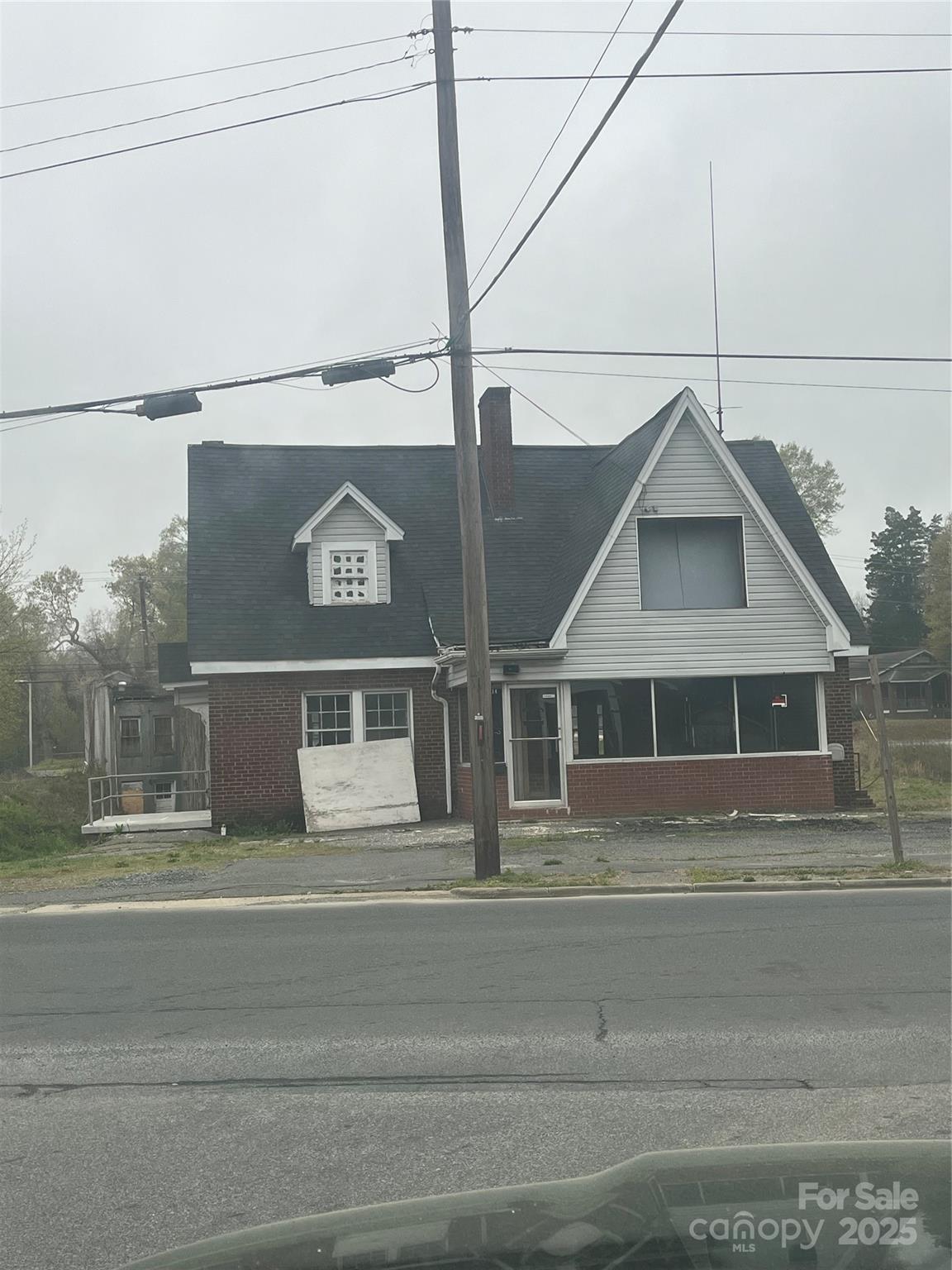 1214 Pee Dee Avenue Property Photo 1