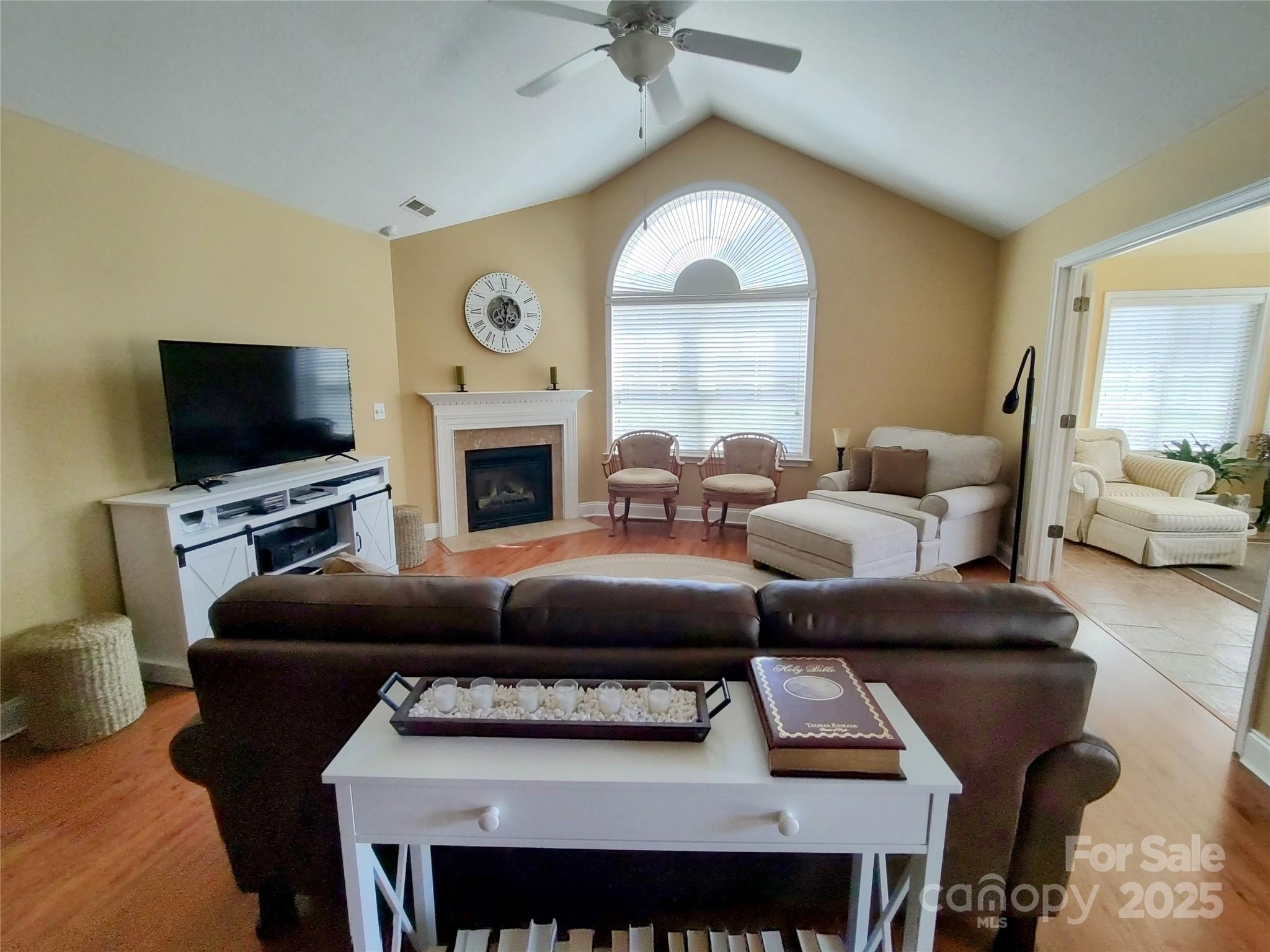 811 Wynnshire Drive A Property Photo 6