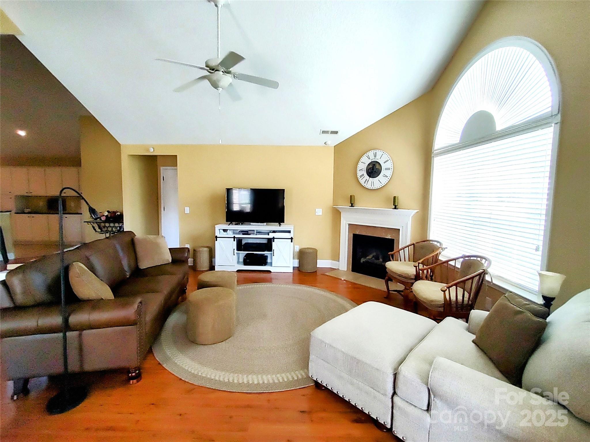 811 Wynnshire Drive A Property Photo 7