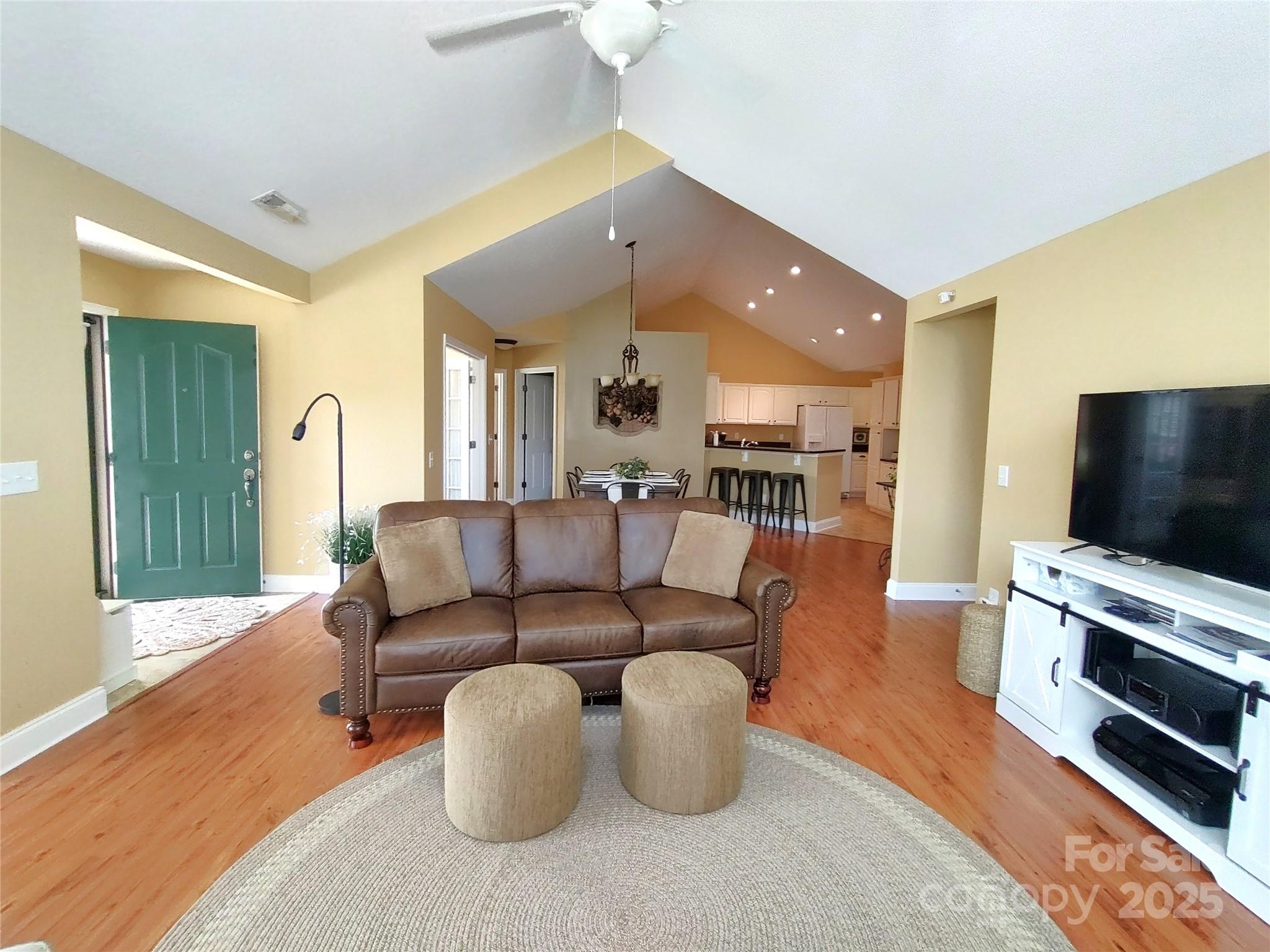 811 Wynnshire Drive A Property Photo 8