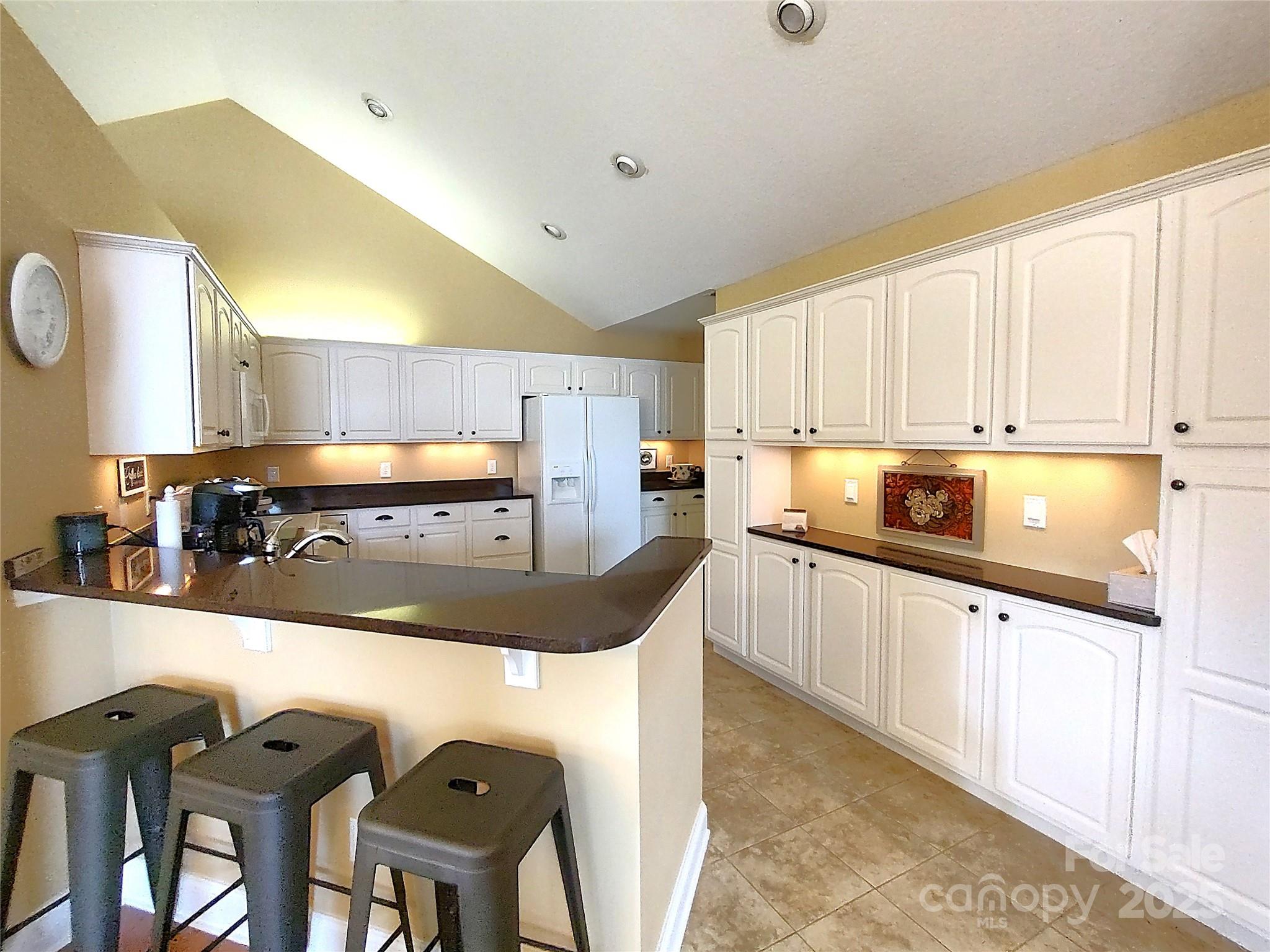 811 Wynnshire Drive A Property Photo 14