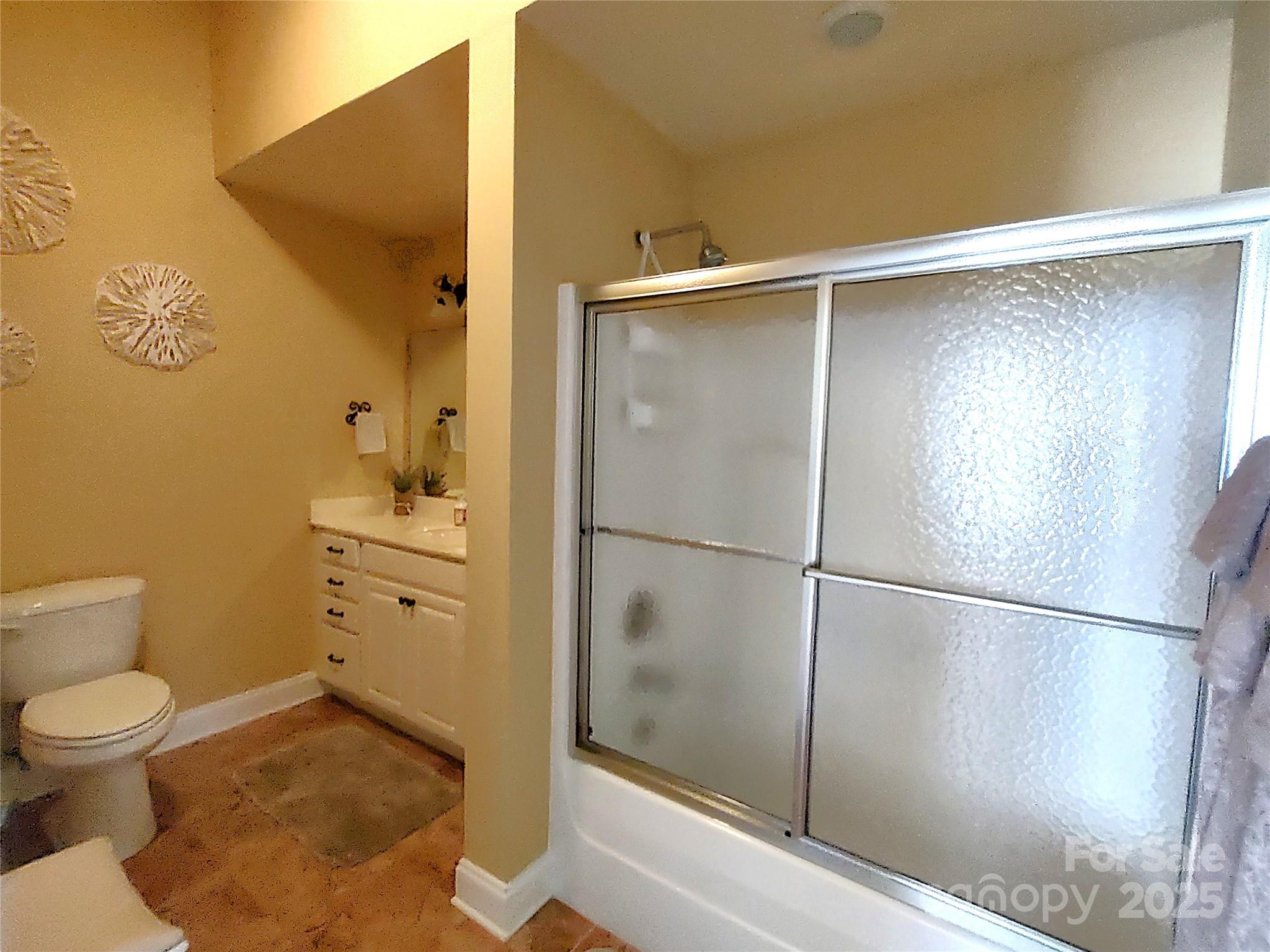 811 Wynnshire Drive A Property Photo 23