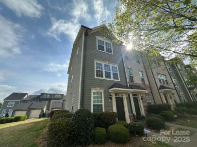 19173 Playwrights Way Property Photo