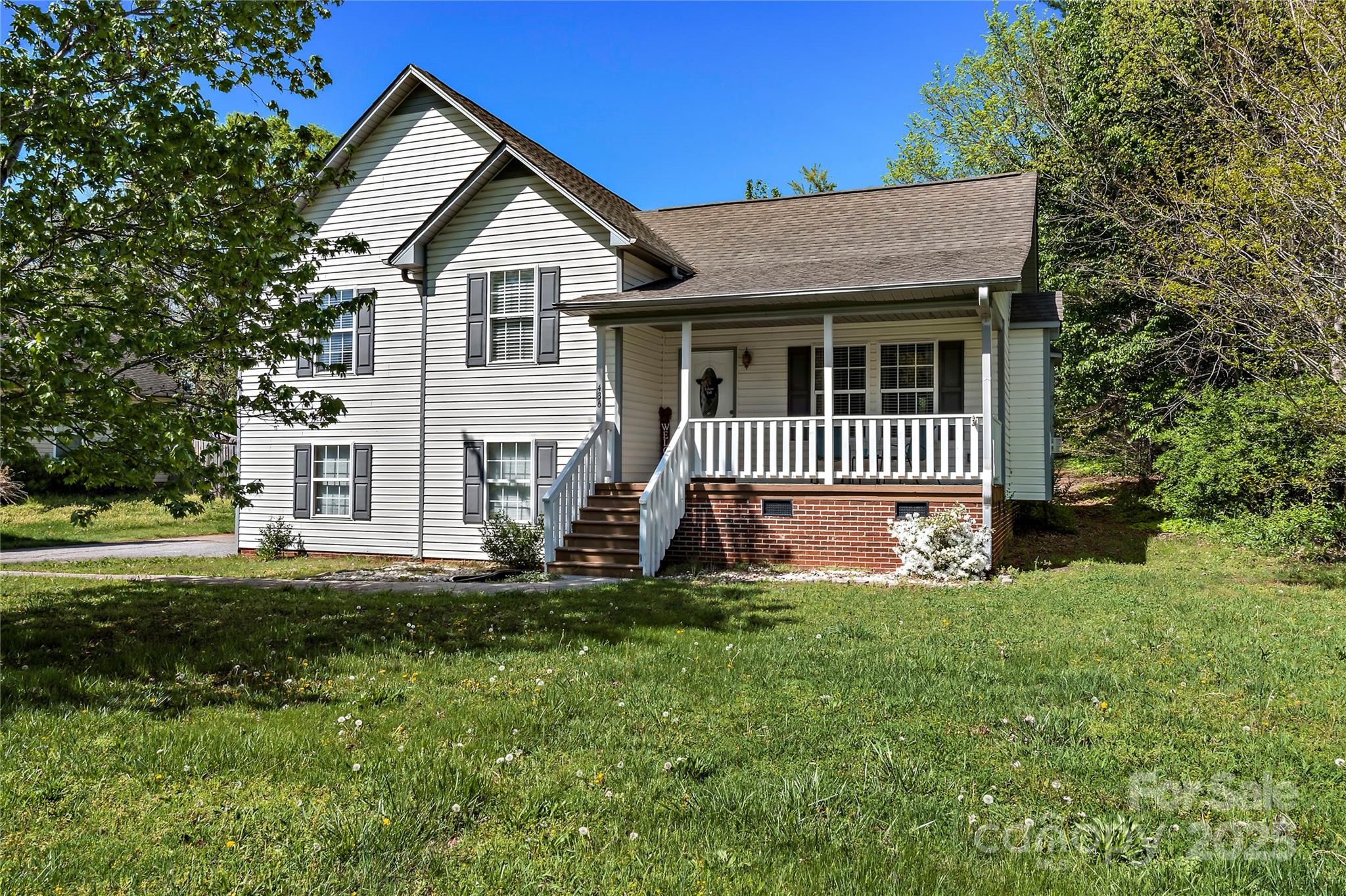 436 Arnold Road Property Photo