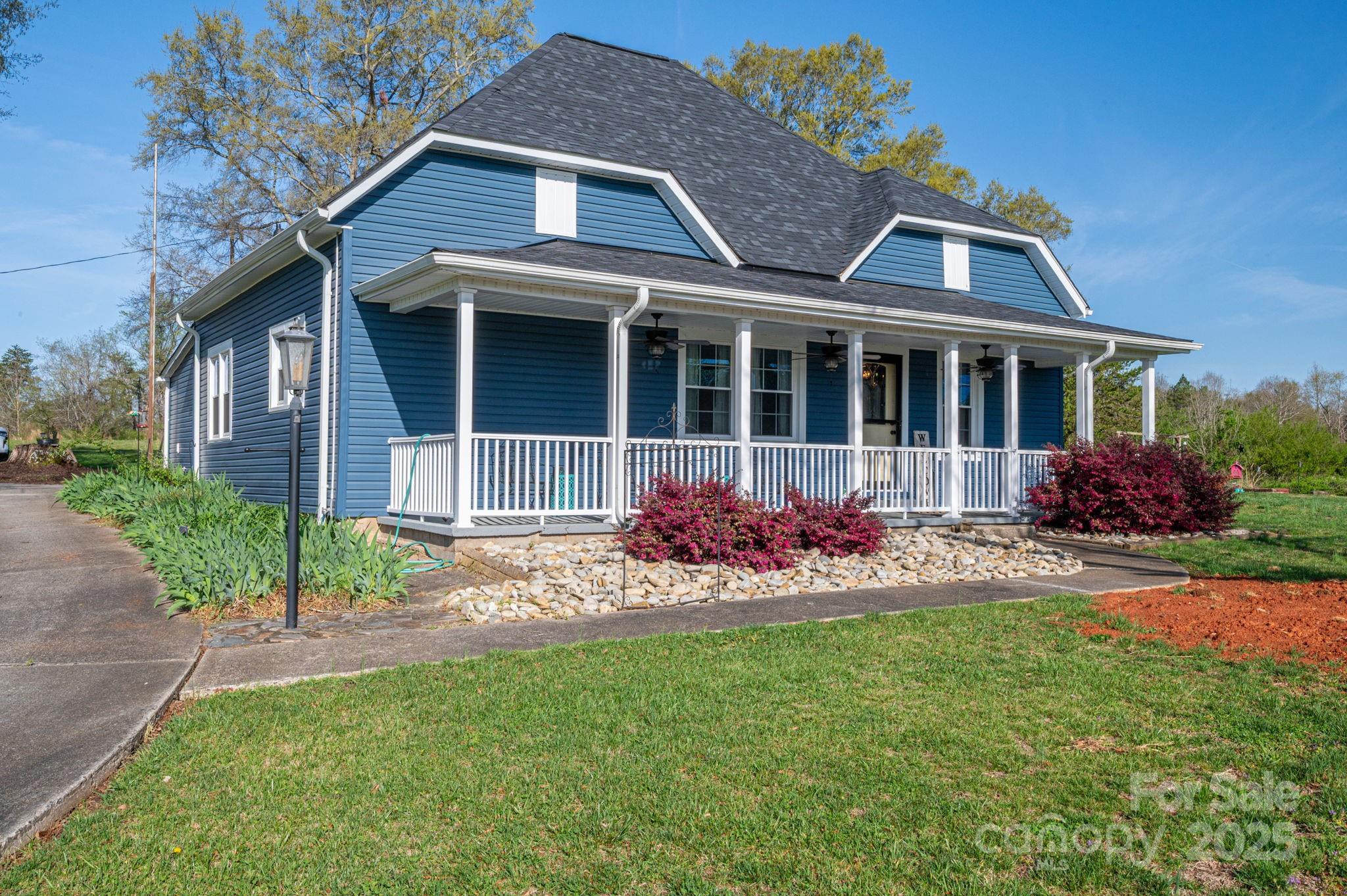 2153 Carpenter Hoyle Road Property Photo