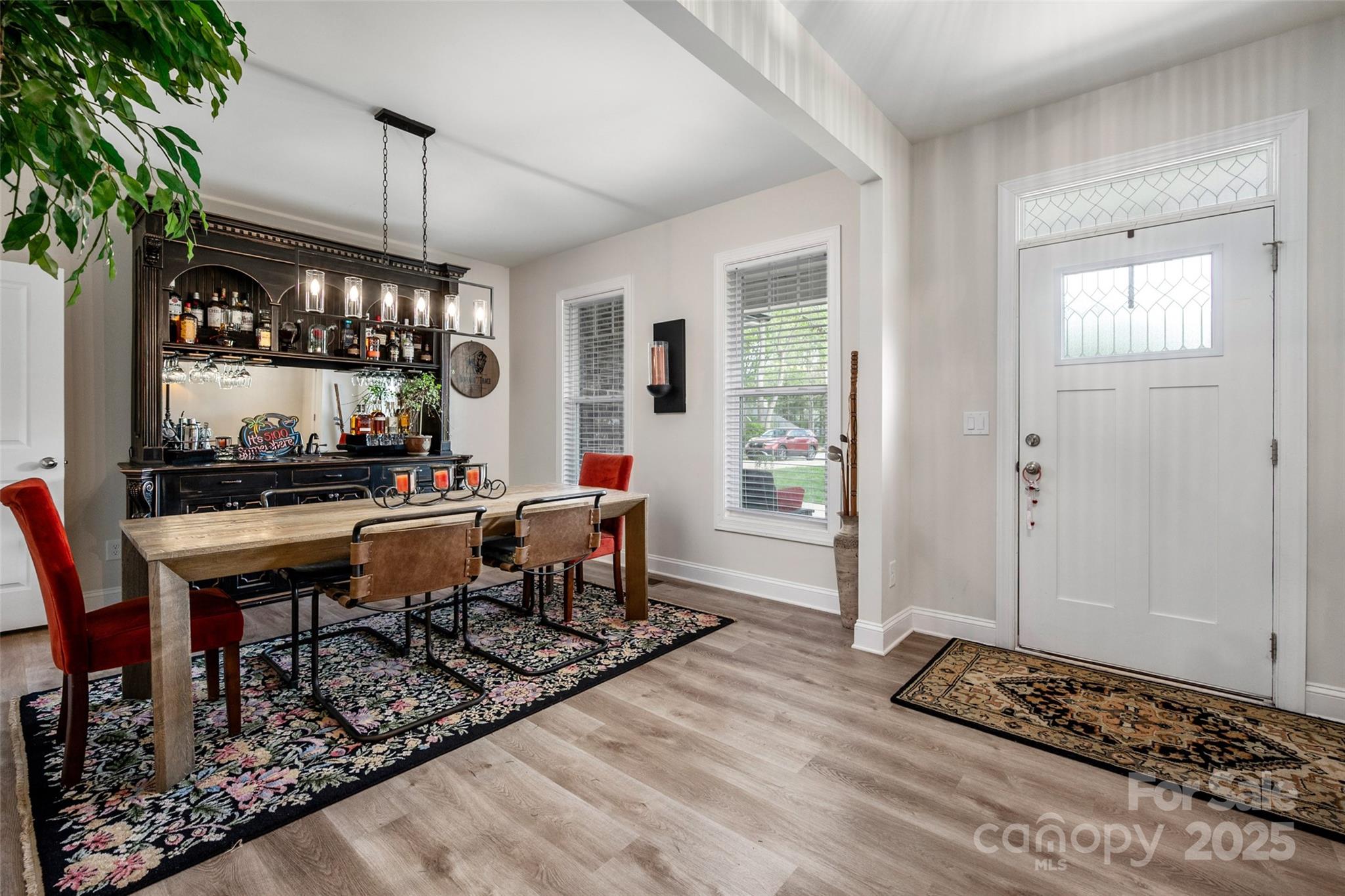 8209 Bella Vista Court Property Photo 7