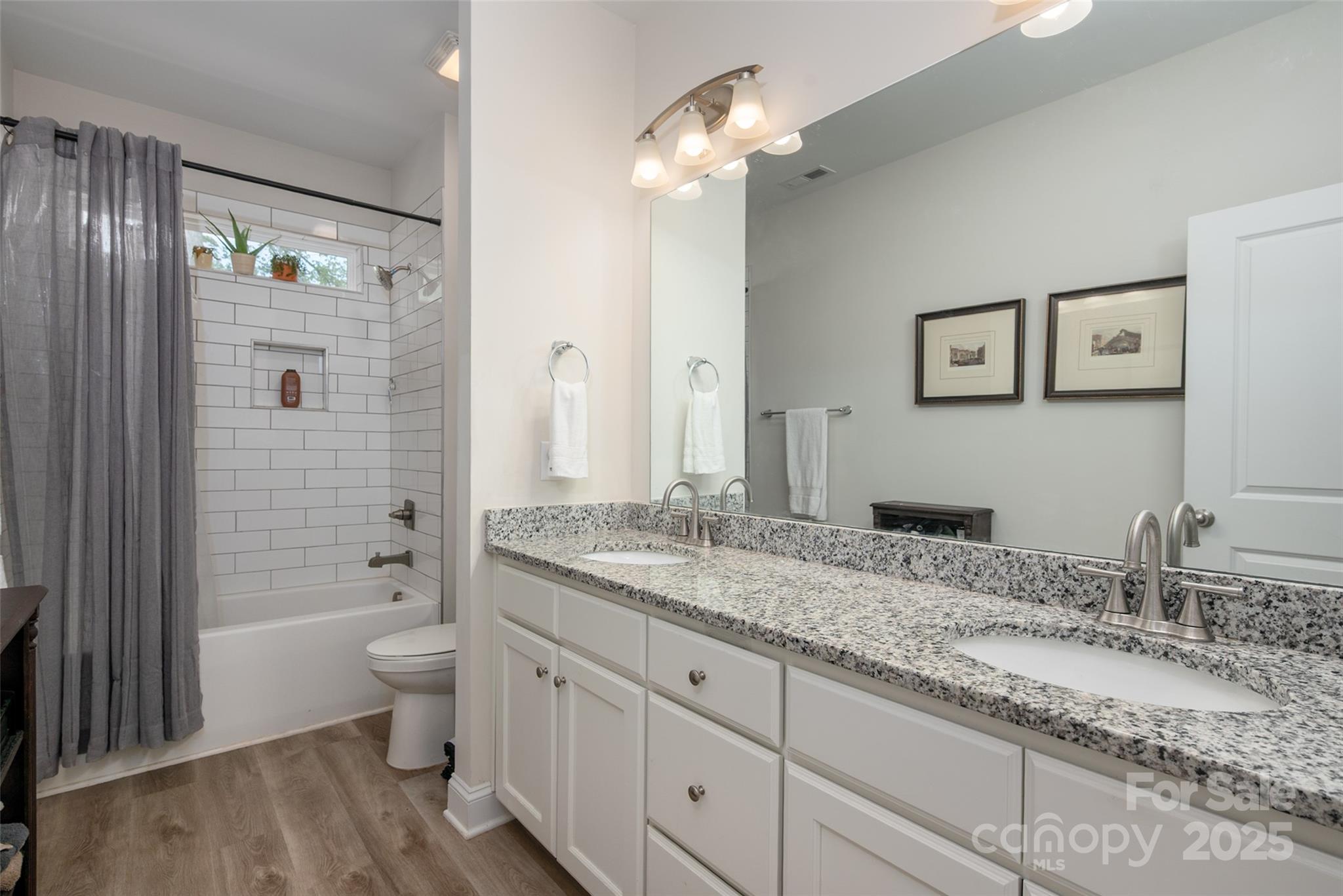 8209 Bella Vista Court Property Photo 32