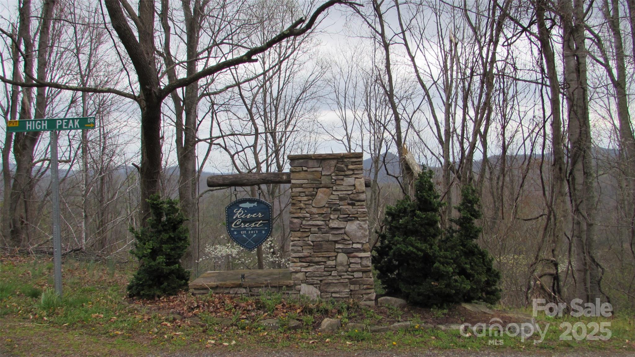 #74 Falling Water Drive Property Photo 1