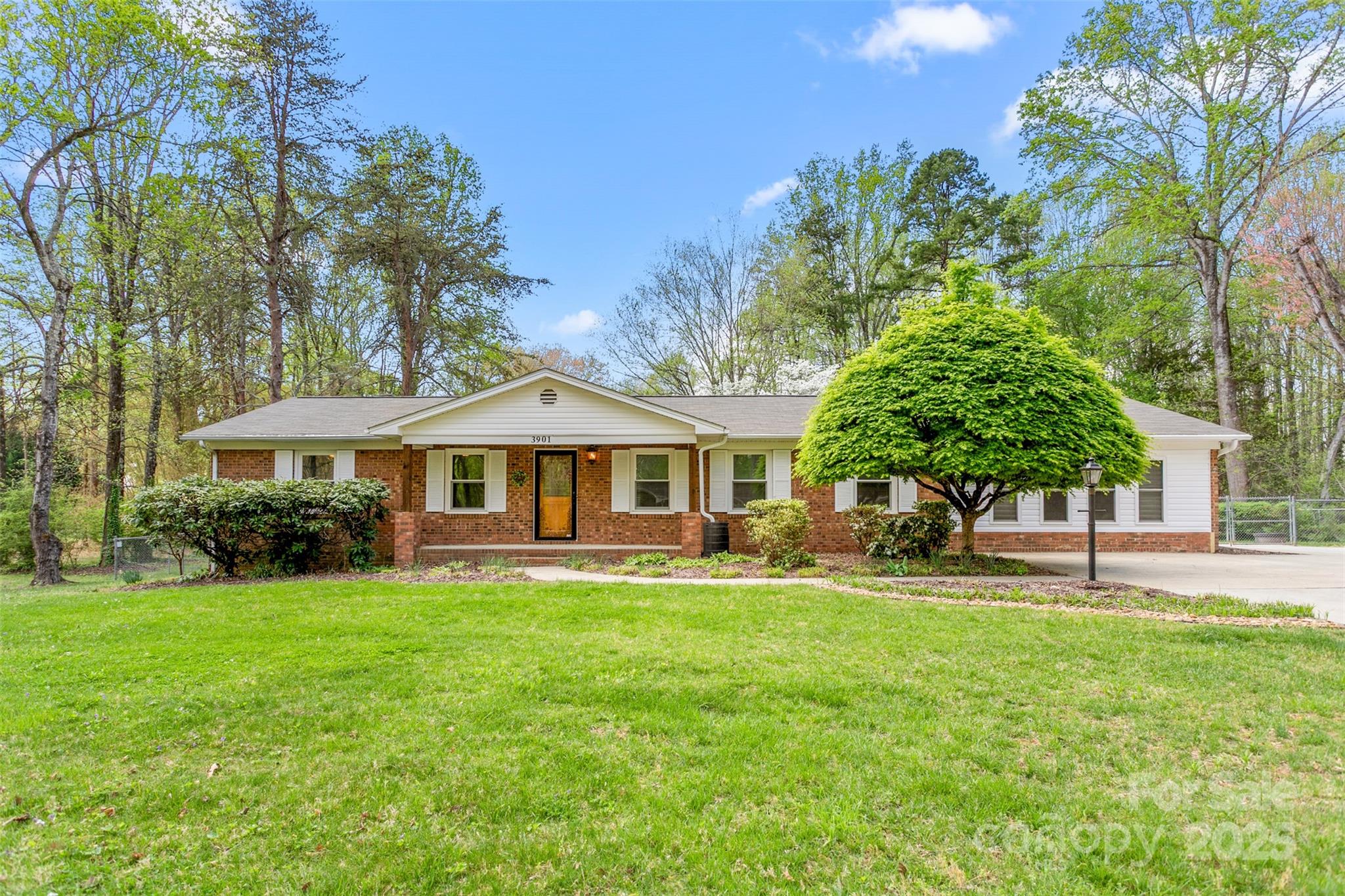 3901 Cornish Glen Court Property Photo