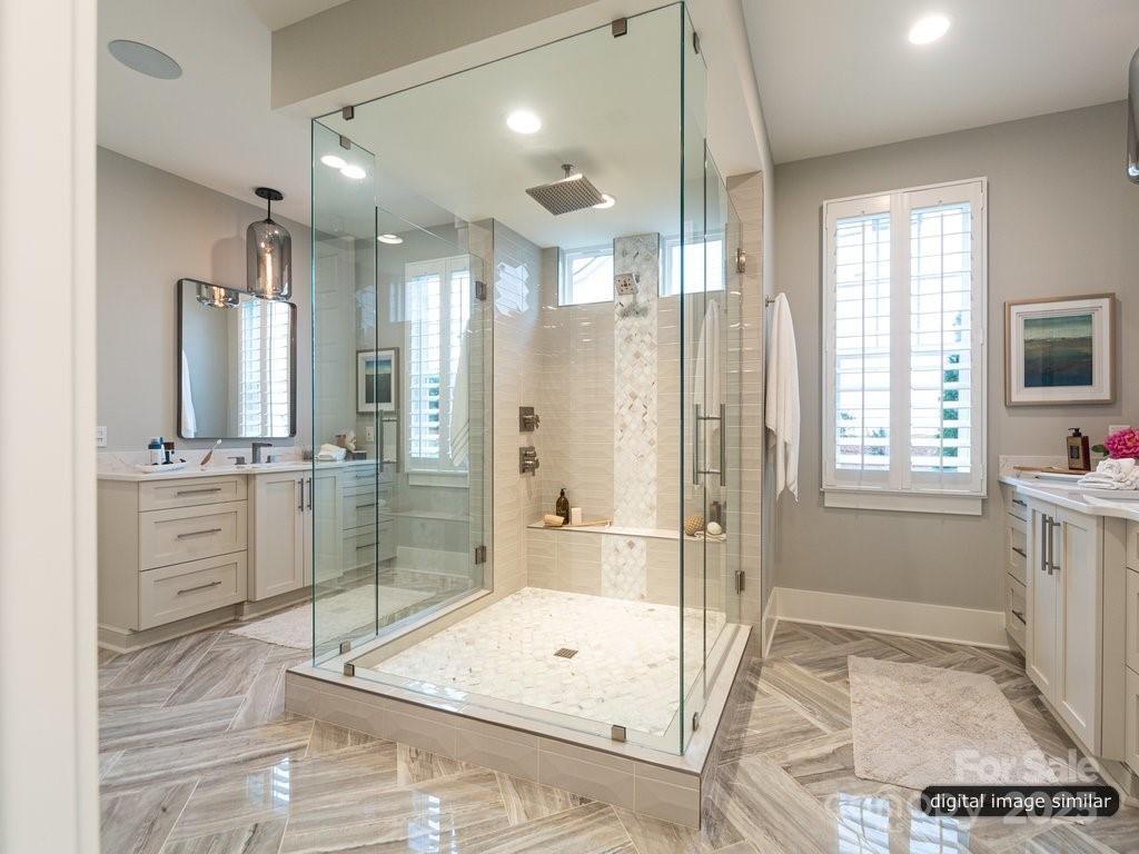 8805 Wingard Drive Property Photo 11