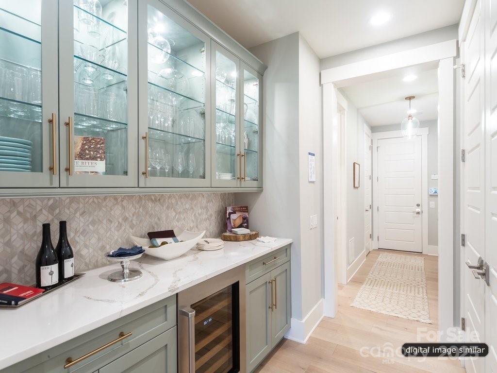 8805 Wingard Drive Property Photo 15