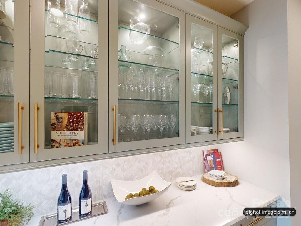 8805 Wingard Drive Property Photo 16