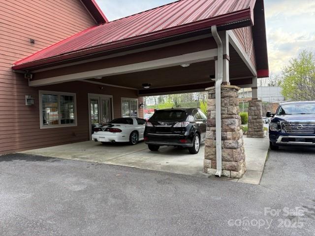 1216 Asheville Highway Property Photo 4