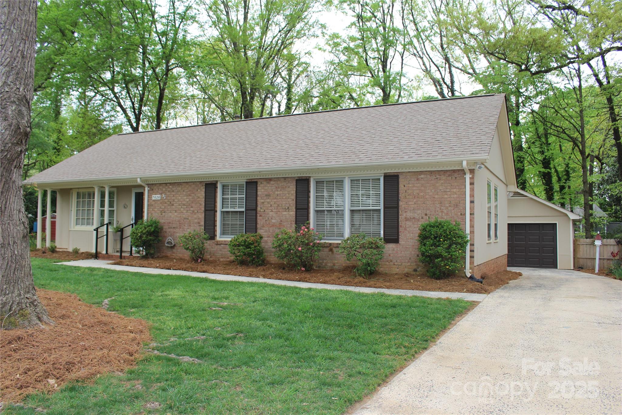 7626 Surreywood Place Property Photo