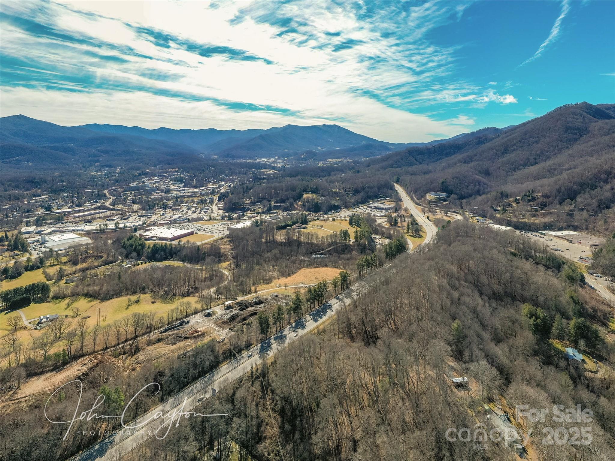 000 Great Smoky Mountain Expressway Property Photo 5