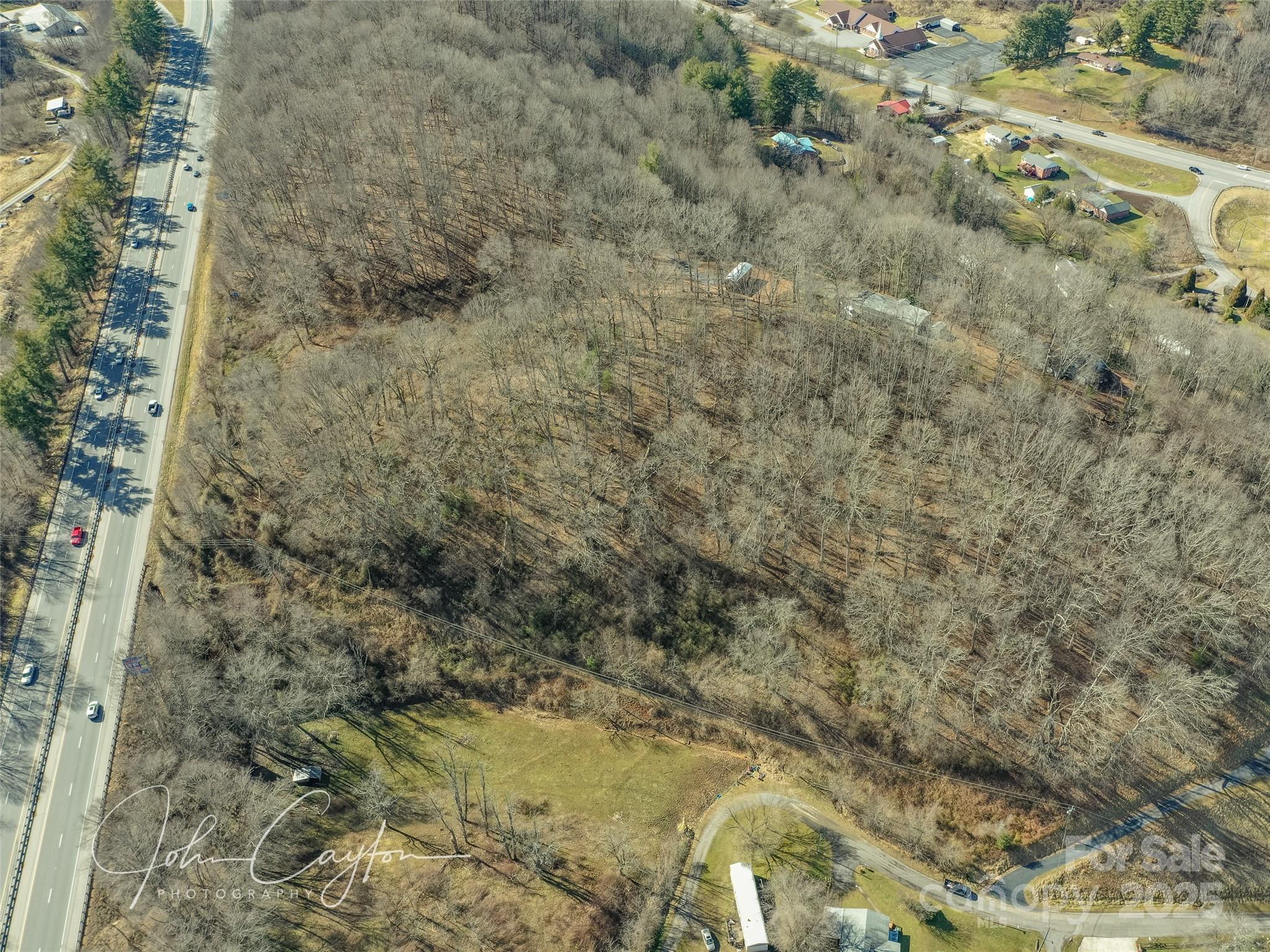 000 Great Smoky Mountain Expressway Property Photo 8