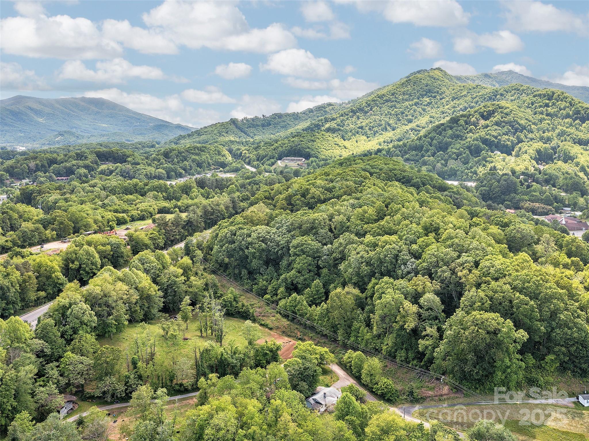 000 Great Smoky Mountain Expressway Property Photo 19