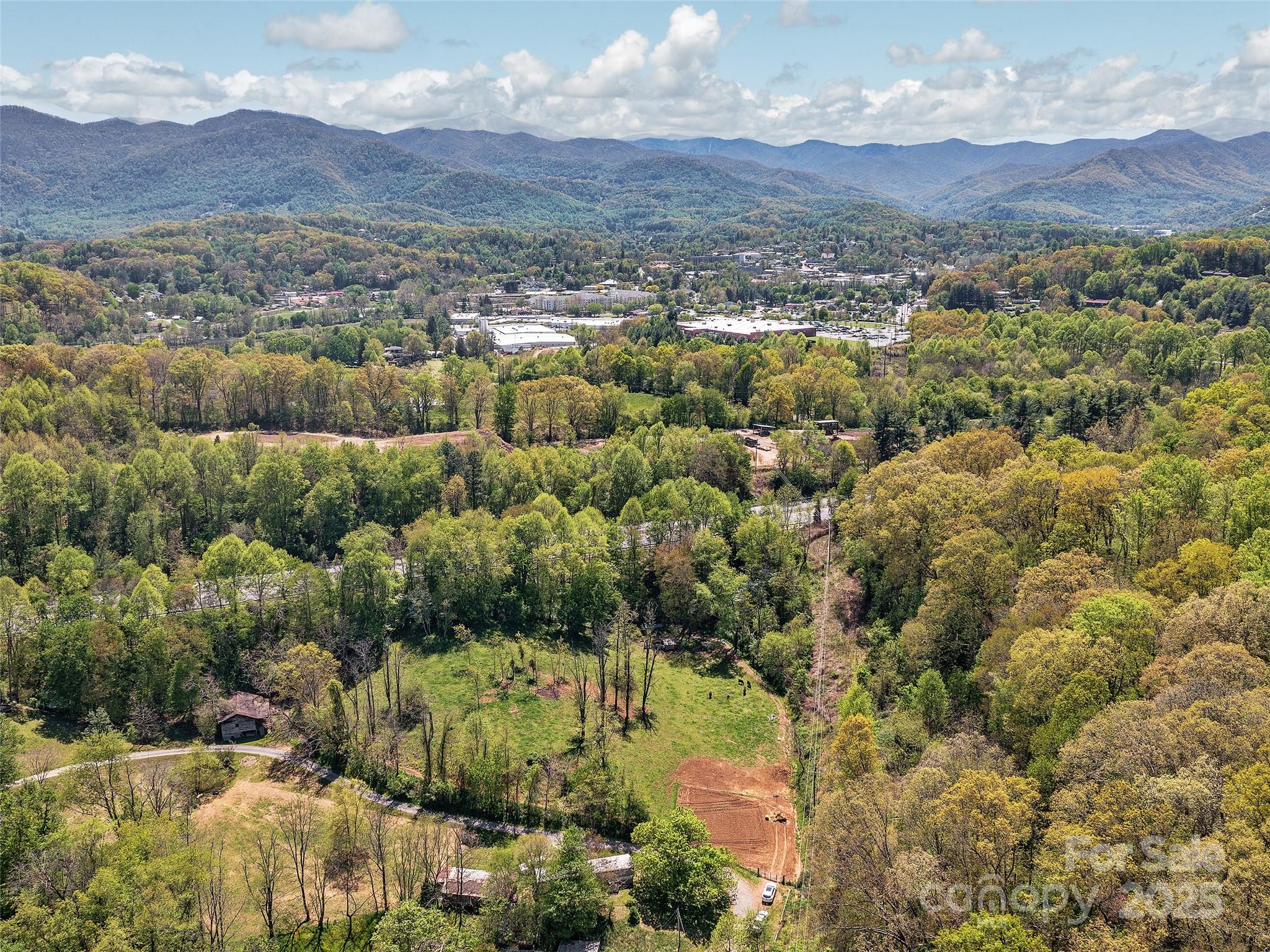 000 Great Smoky Mountain Expressway Property Photo 23