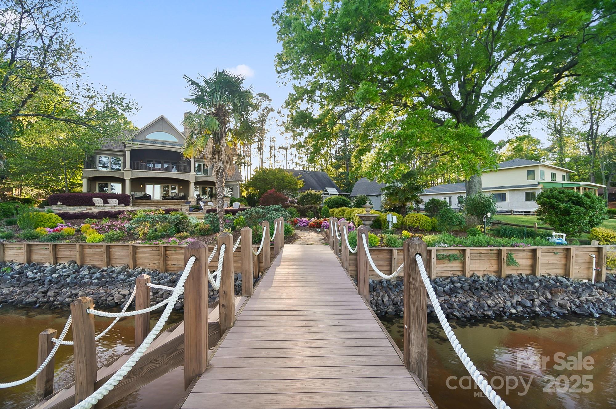 20428 Island Forest Drive Property Photo