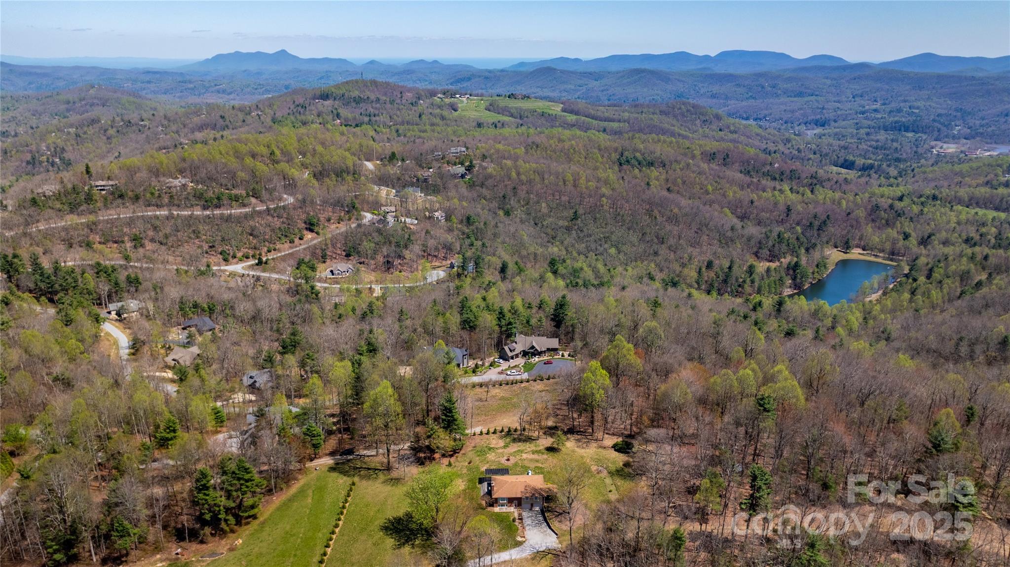 3509 Pinnacle Mountain Road Property Photo 4