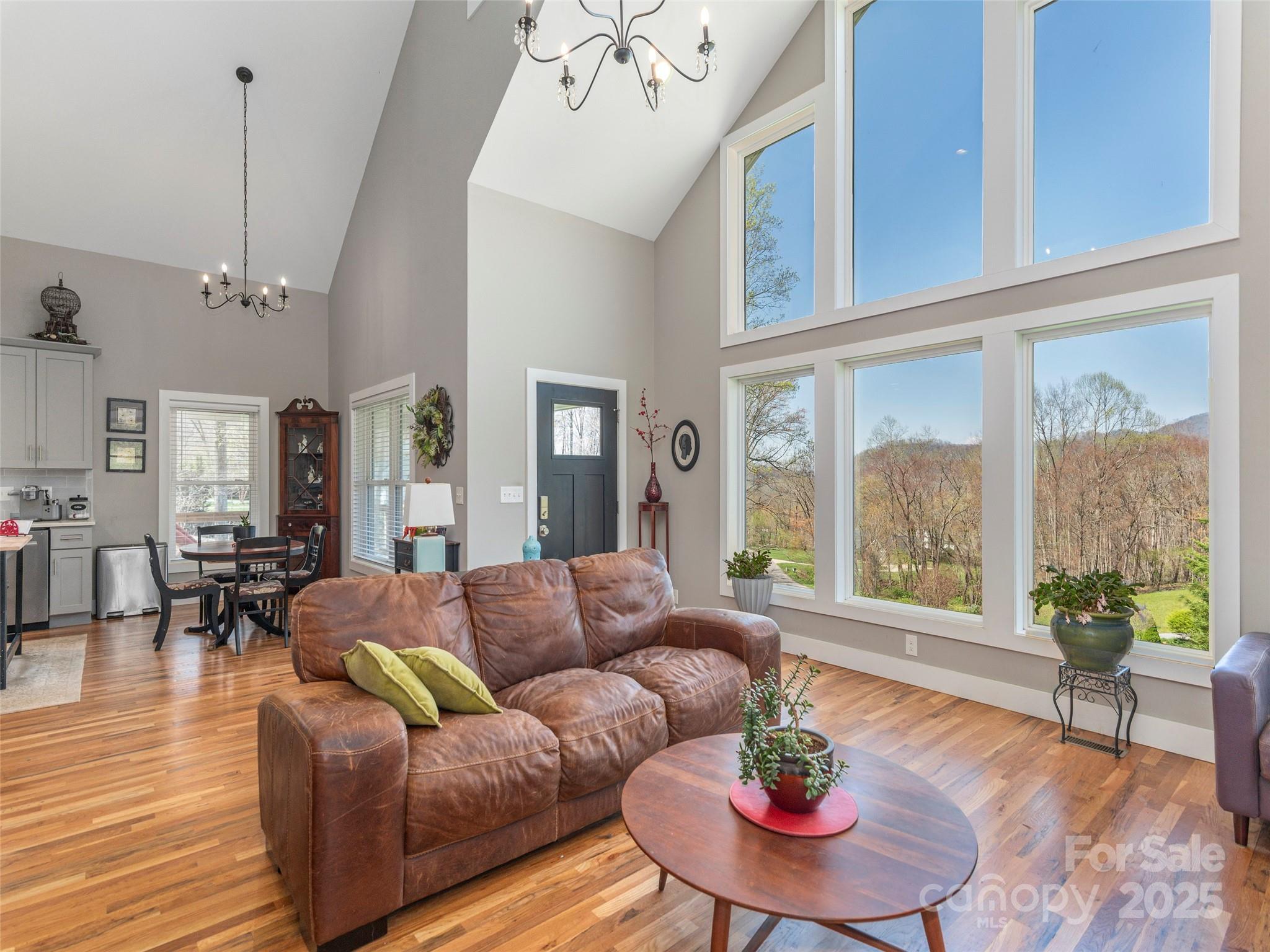 4 Guy Way Property Photo