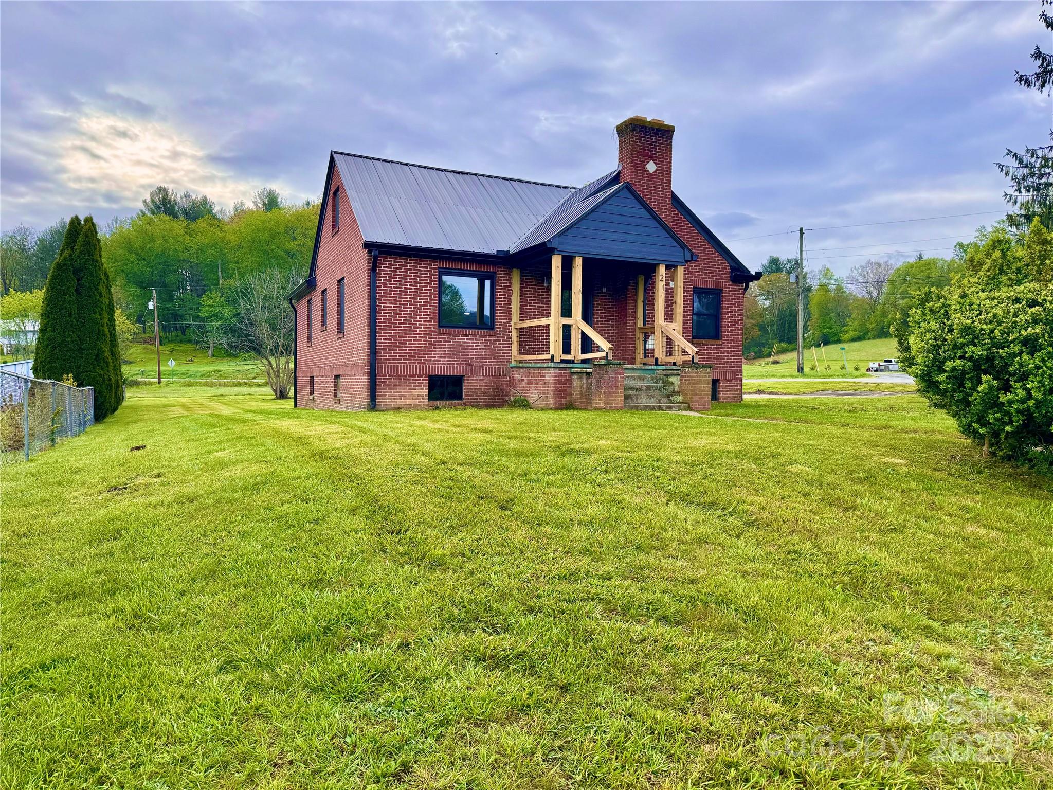 21 Murray Road Property Photo