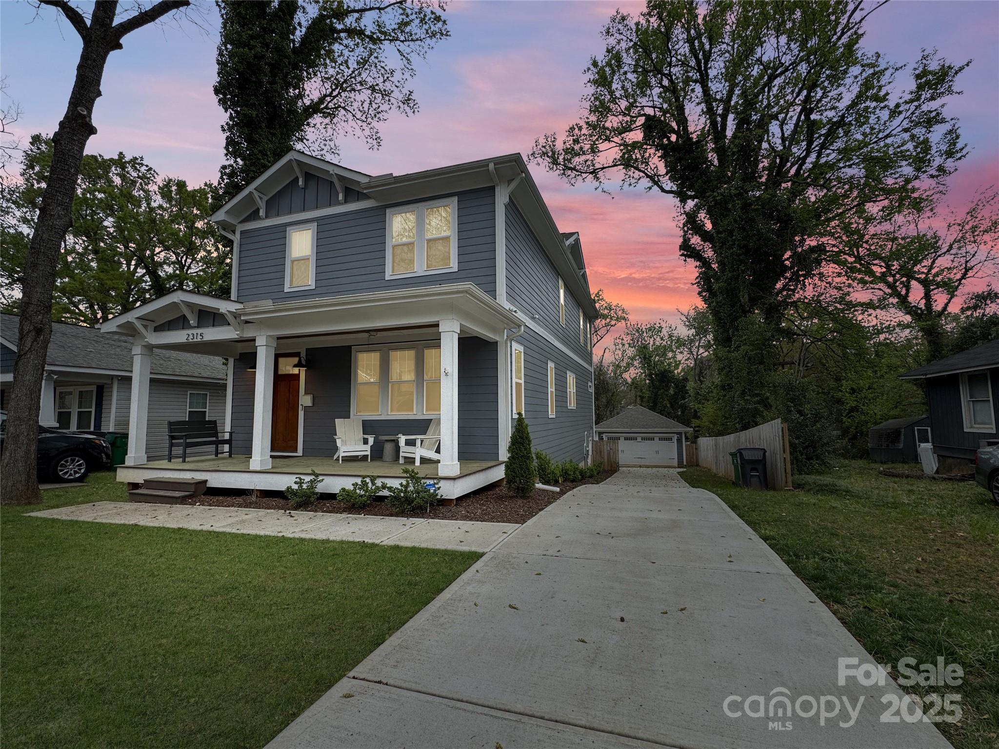 2315 Dundeen Street Property Photo