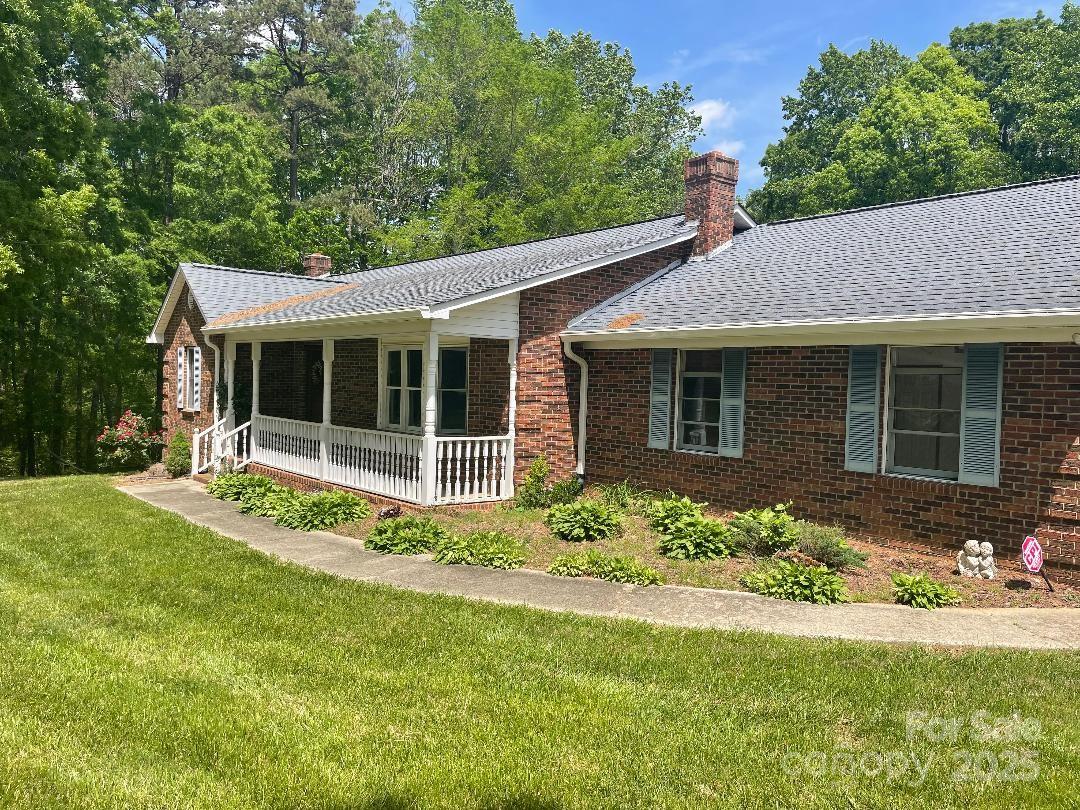 1300 Irish Potato Road Property Photo 2