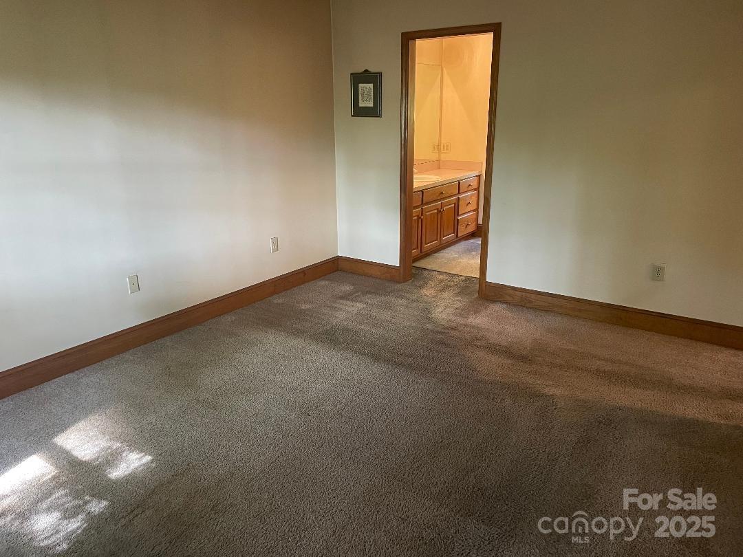 1300 Irish Potato Road Property Photo 24