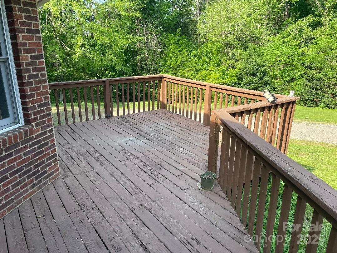 1300 Irish Potato Road Property Photo 39